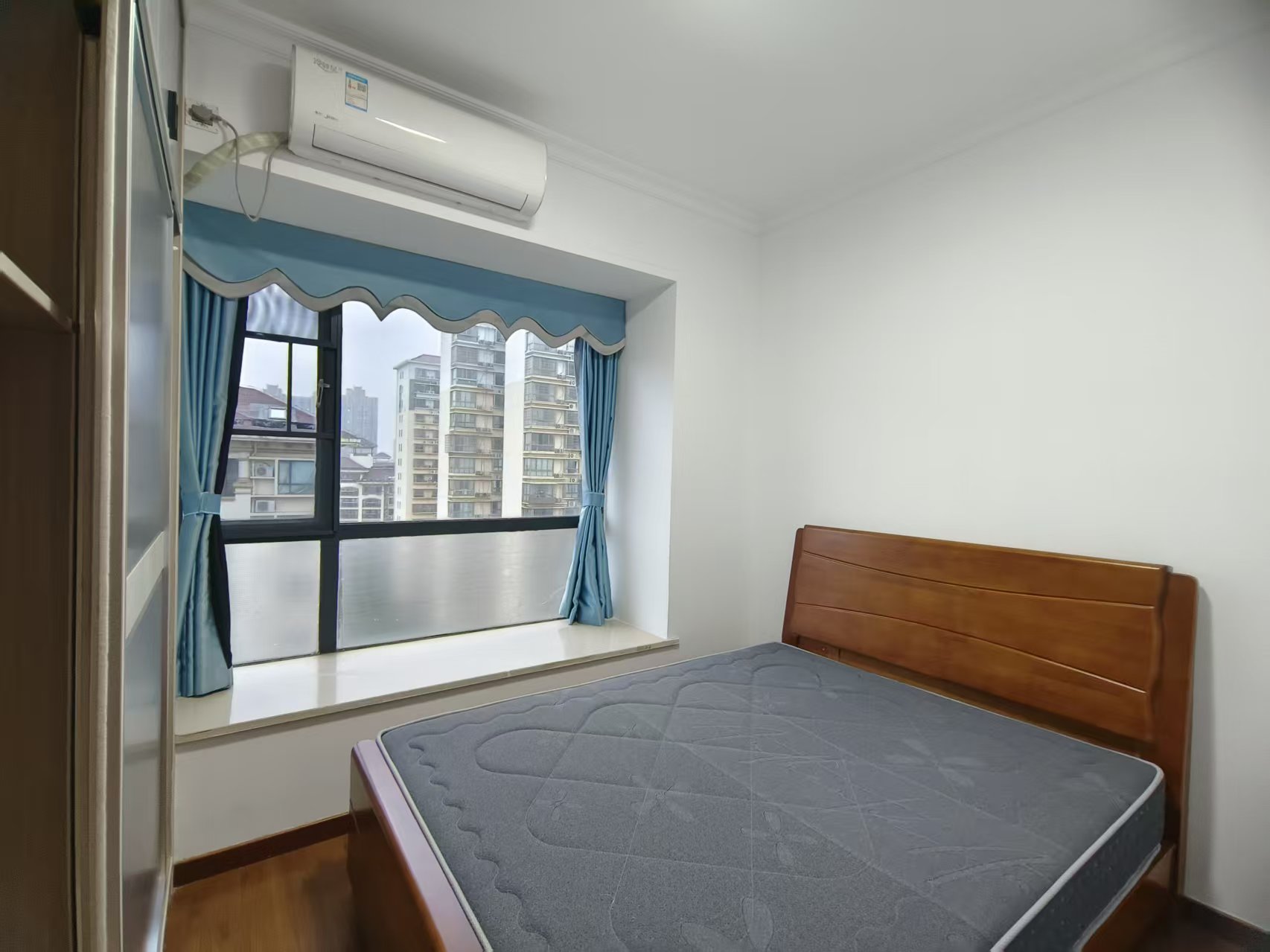 中核缇香名苑 3室2厅2卫 2200.0元/月 中核缇香名苑 3室2厅2卫 2200.0元/月室内图