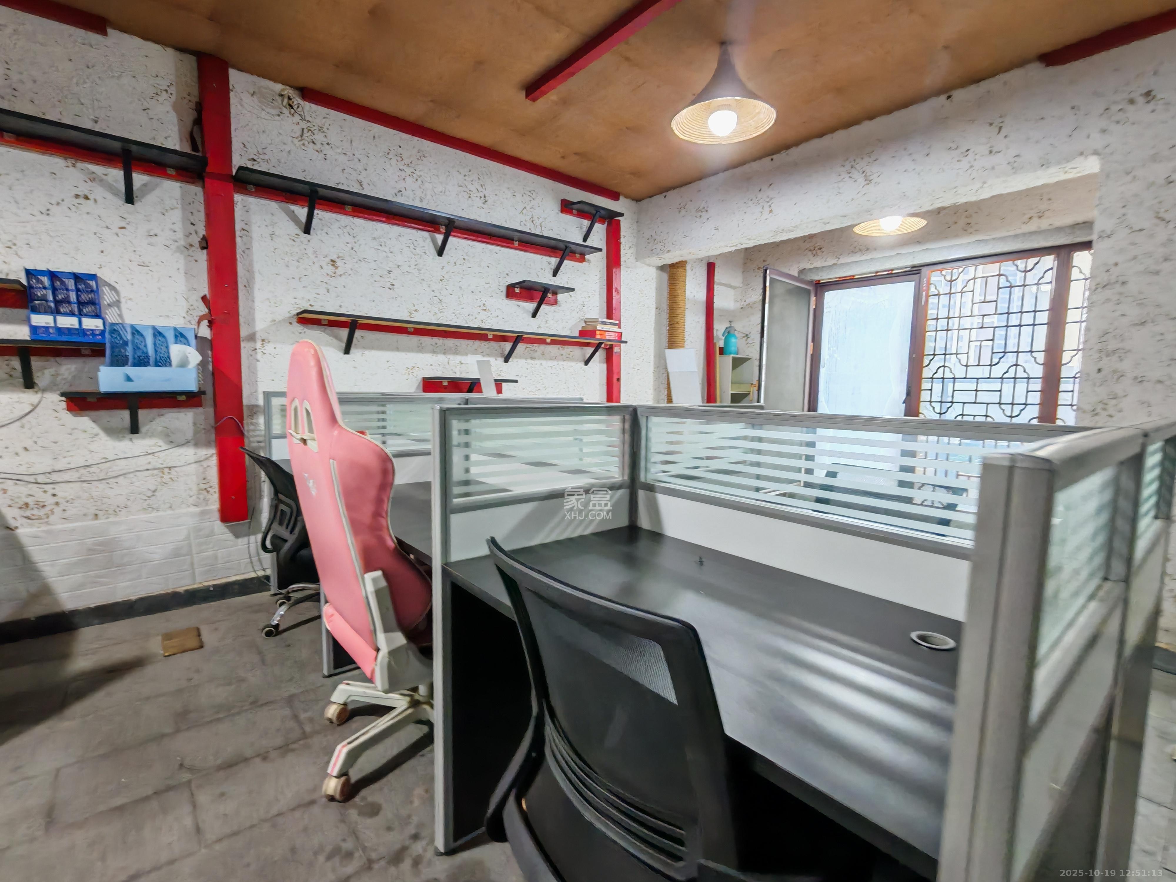 达美D6区  1室1厅1卫    3000.0元/月 达美D6区  1室1厅1卫    3000.0元/月室内图