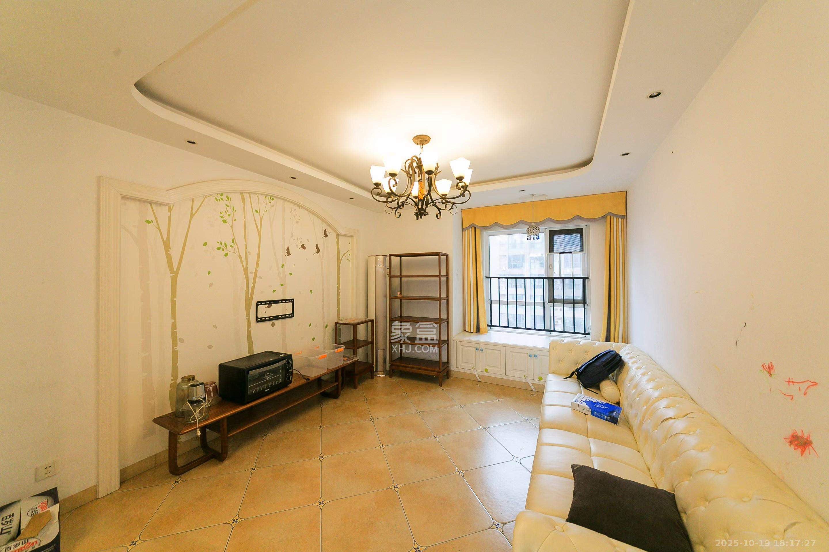 长城雅苑 2室2厅1卫 2600.0元/月 长城雅苑 2室2厅1卫 2600.0元/月室内图