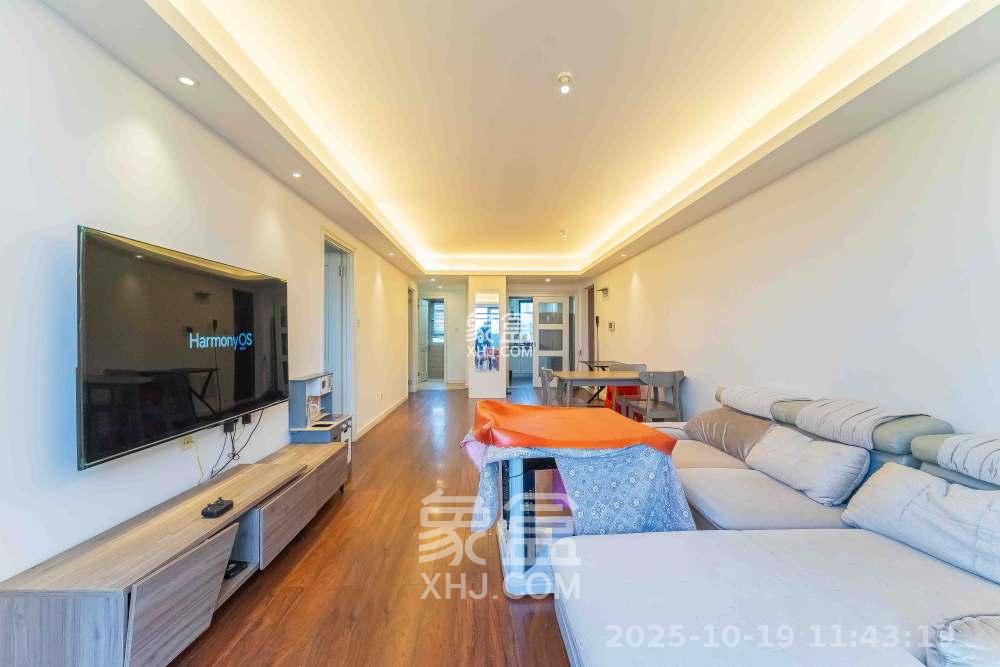 万科魅力之城观澜里  3室2厅2卫    2500.0元/月室内图