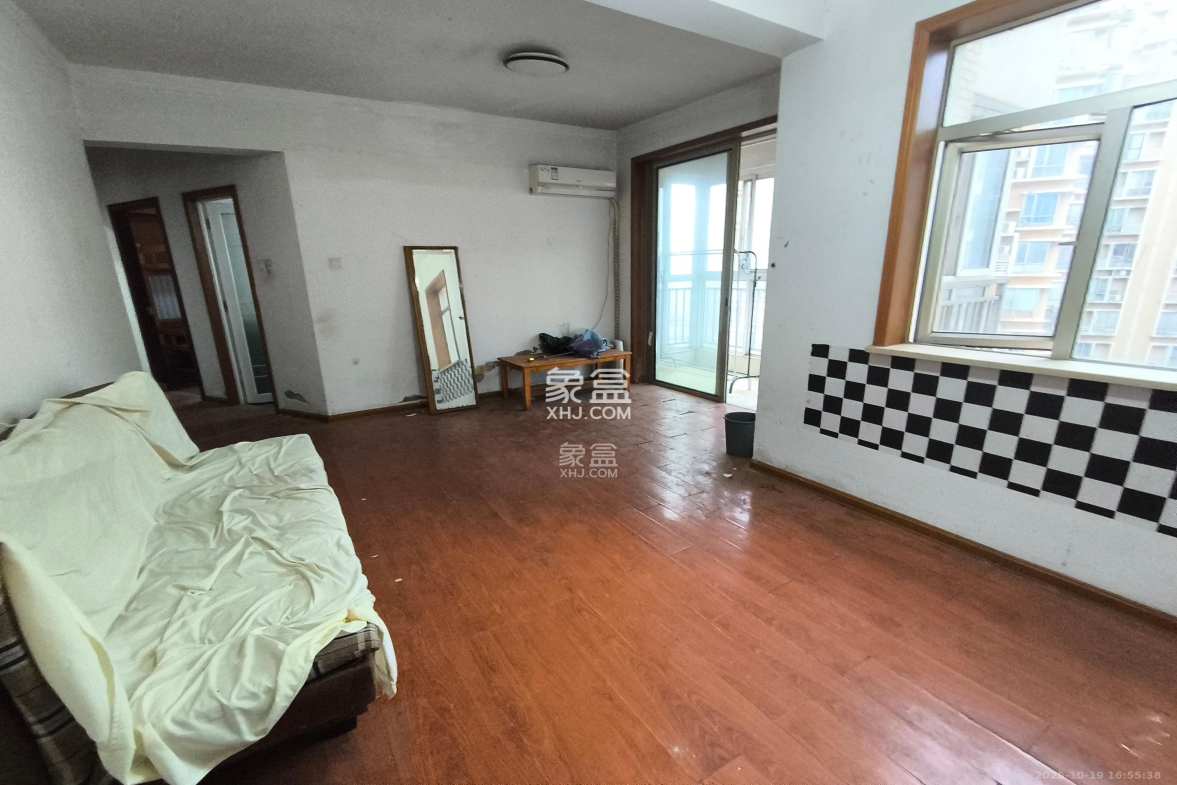 凯通国际城(凯通朝庭)  3室2厅1卫    1600.0元/月 凯通国际城(凯通朝庭)  3室2厅1卫    1600.0元/月室内图