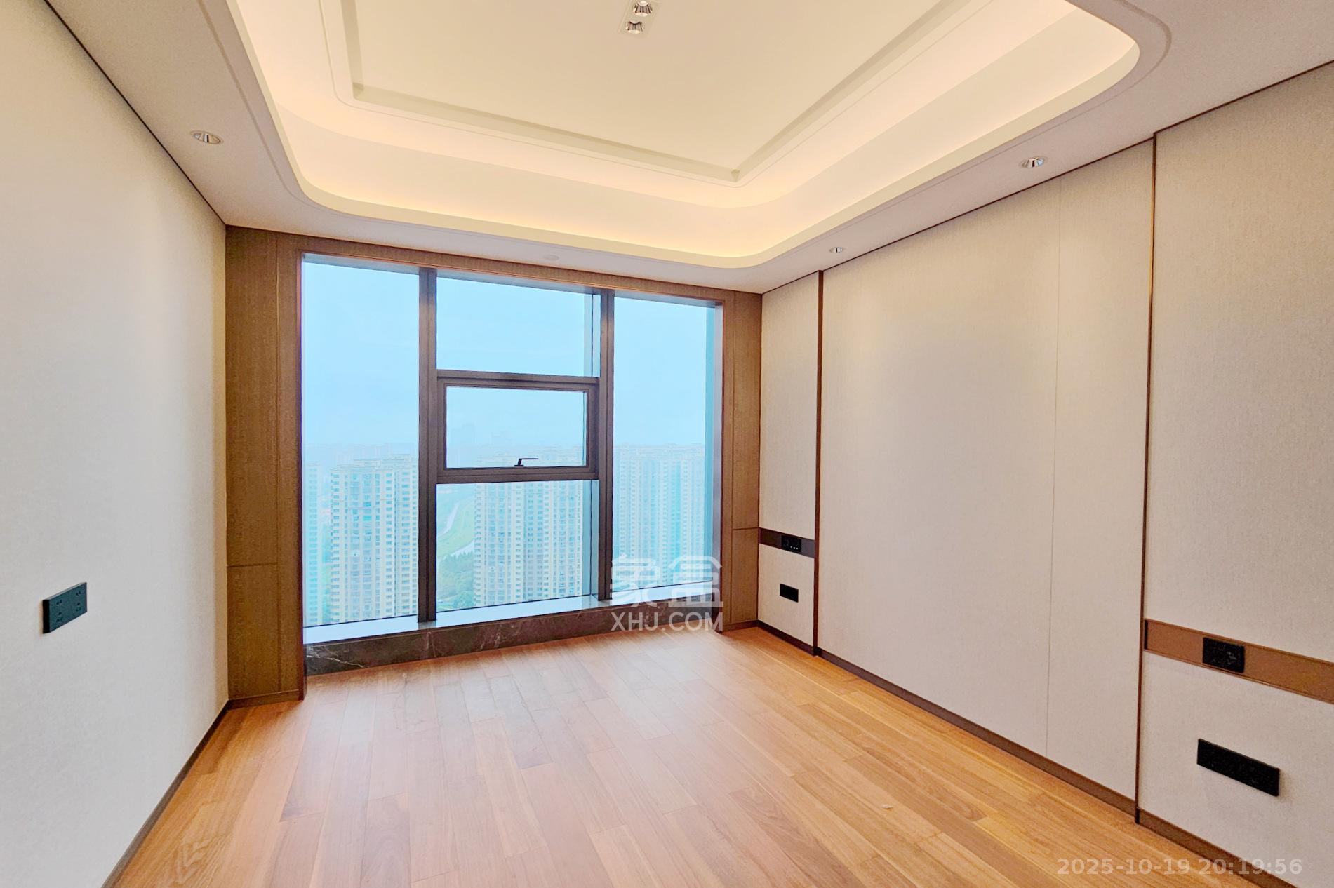 运达中央广场三期  4室2厅3卫    517.0万 运达中央广场三期  4室2厅3卫    517.0万卧室