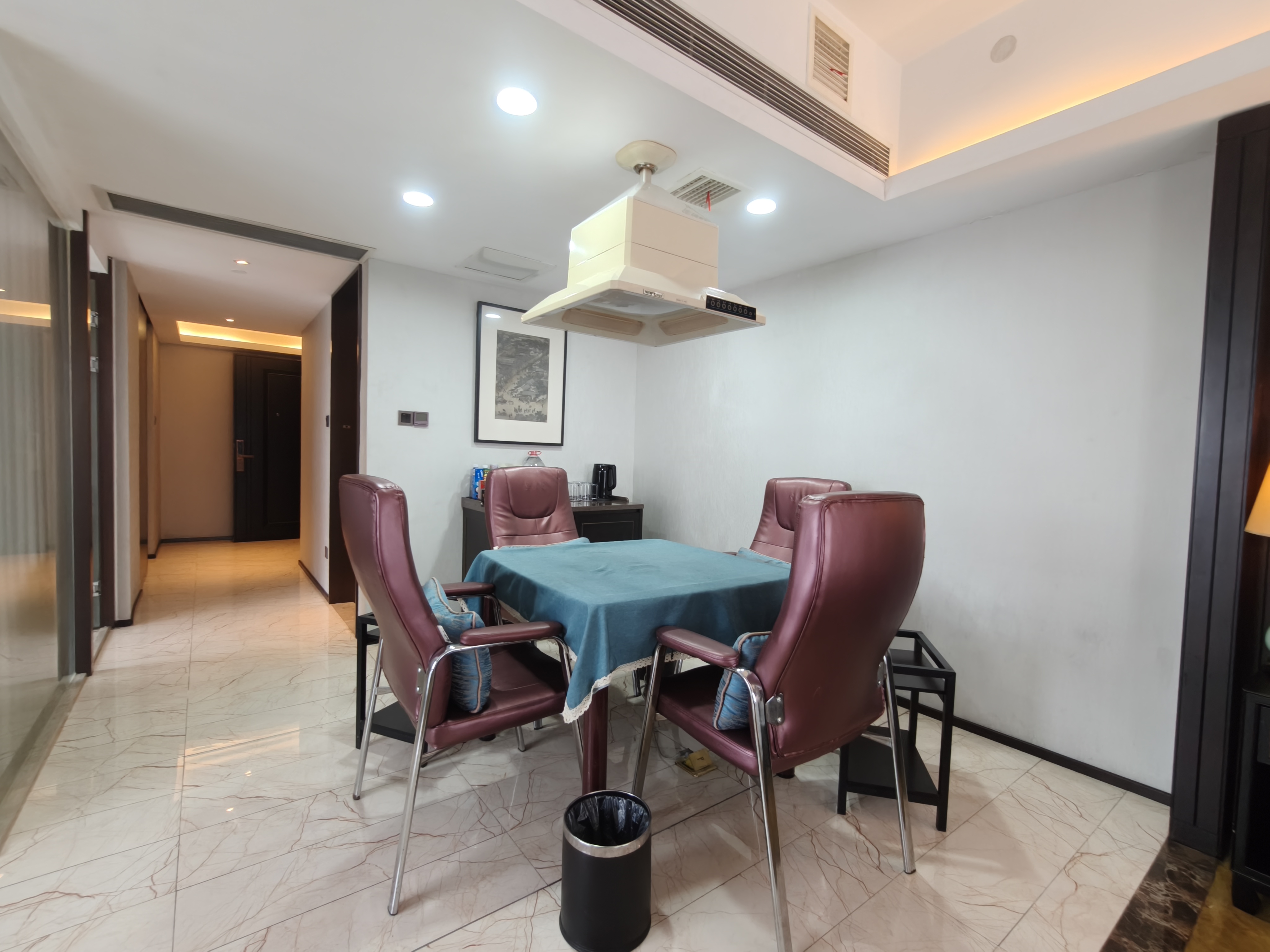 庐山春天 1室1厅1卫 30.0万 庐山春天 1室1厅1卫 30.0万室内图