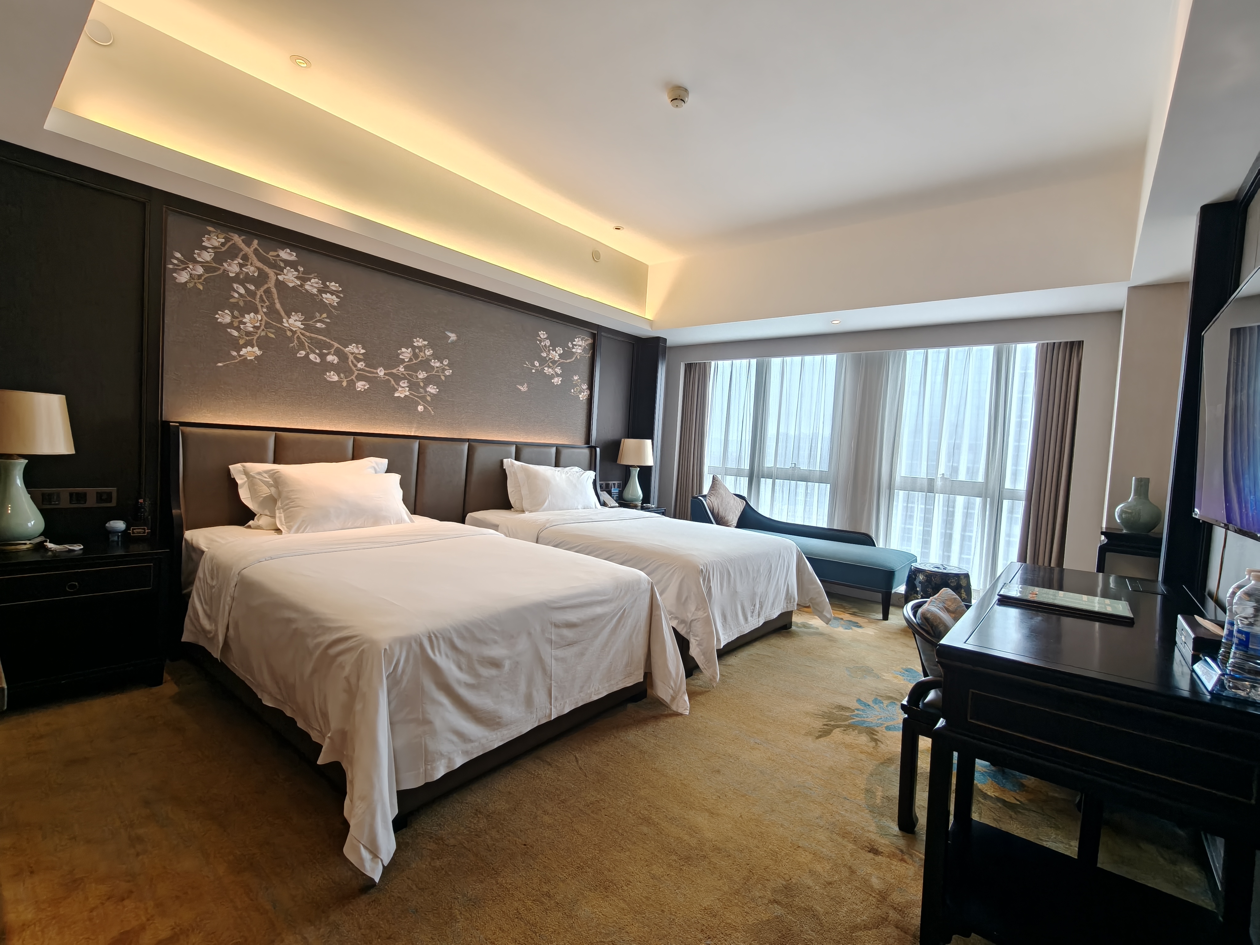 庐山春天 1室1厅0卫 30.0万 庐山春天 1室1厅0卫 30.0万室内图