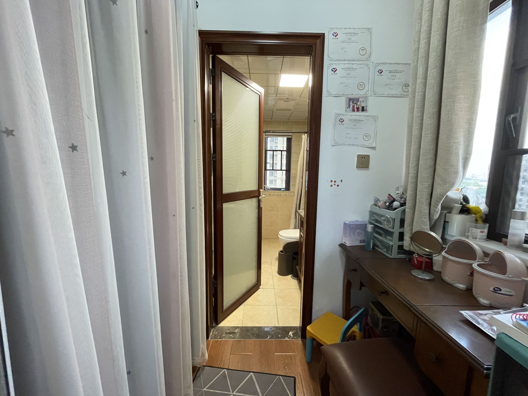 中欧昆仑首府  4室2厅2卫    90.0万室内图