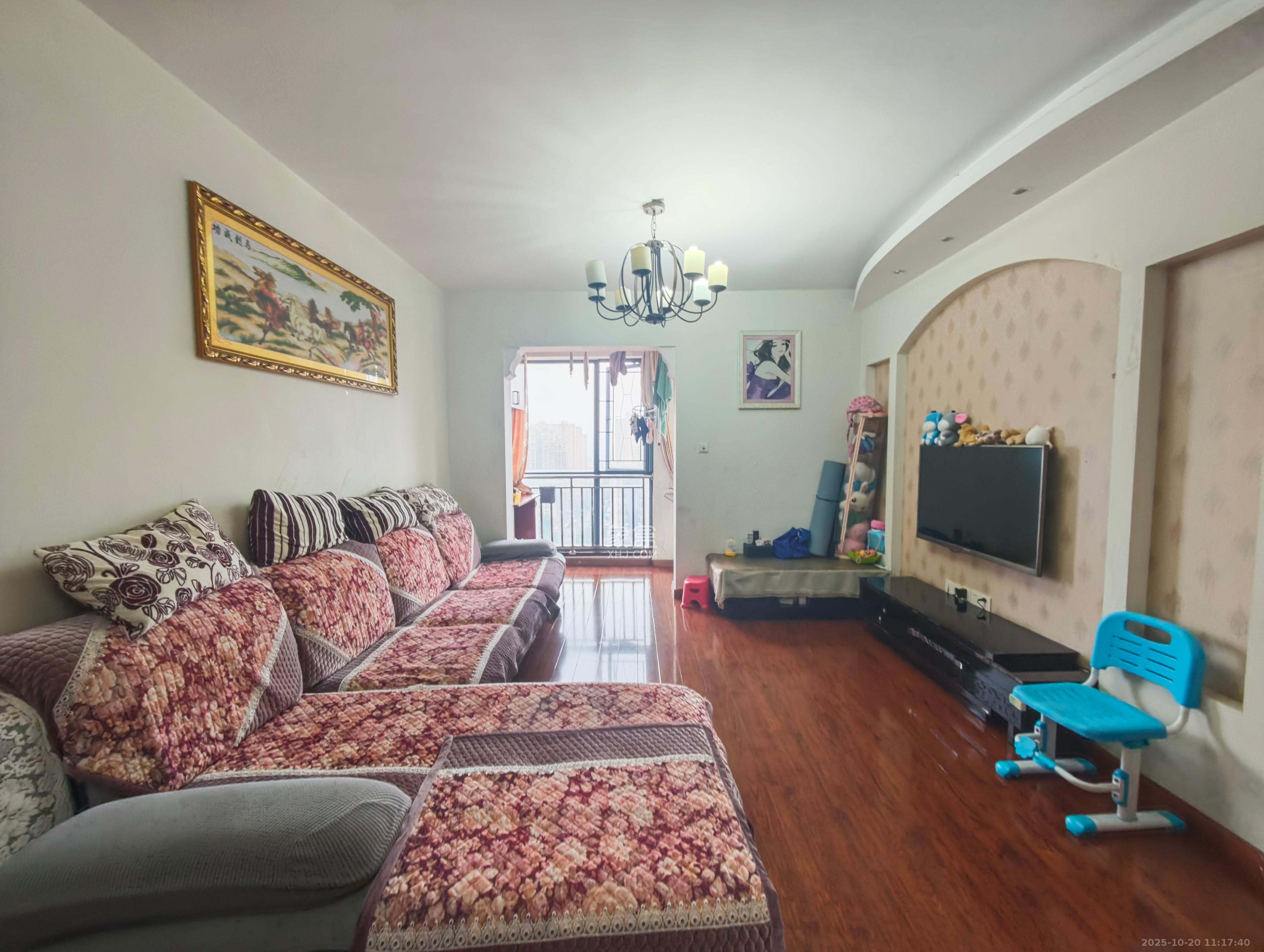 中国铁建国际城一期  2室2厅1卫    1600.0元/月 中国铁建国际城一期  2室2厅1卫    1600.0元/月