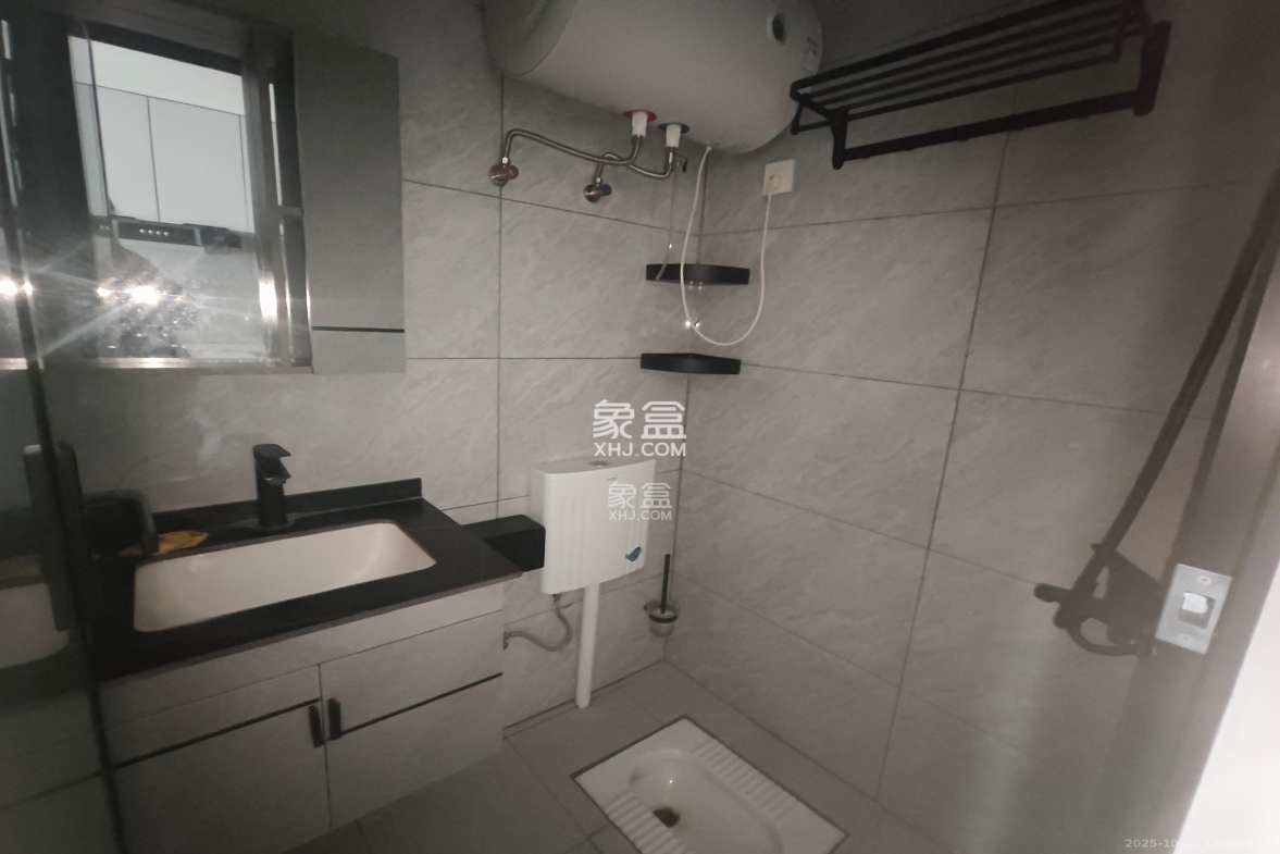 保利天禧EF区  1室0厅0卫    1800.0元/月 保利天禧EF区  1室0厅0卫    1800.0元/月室内图