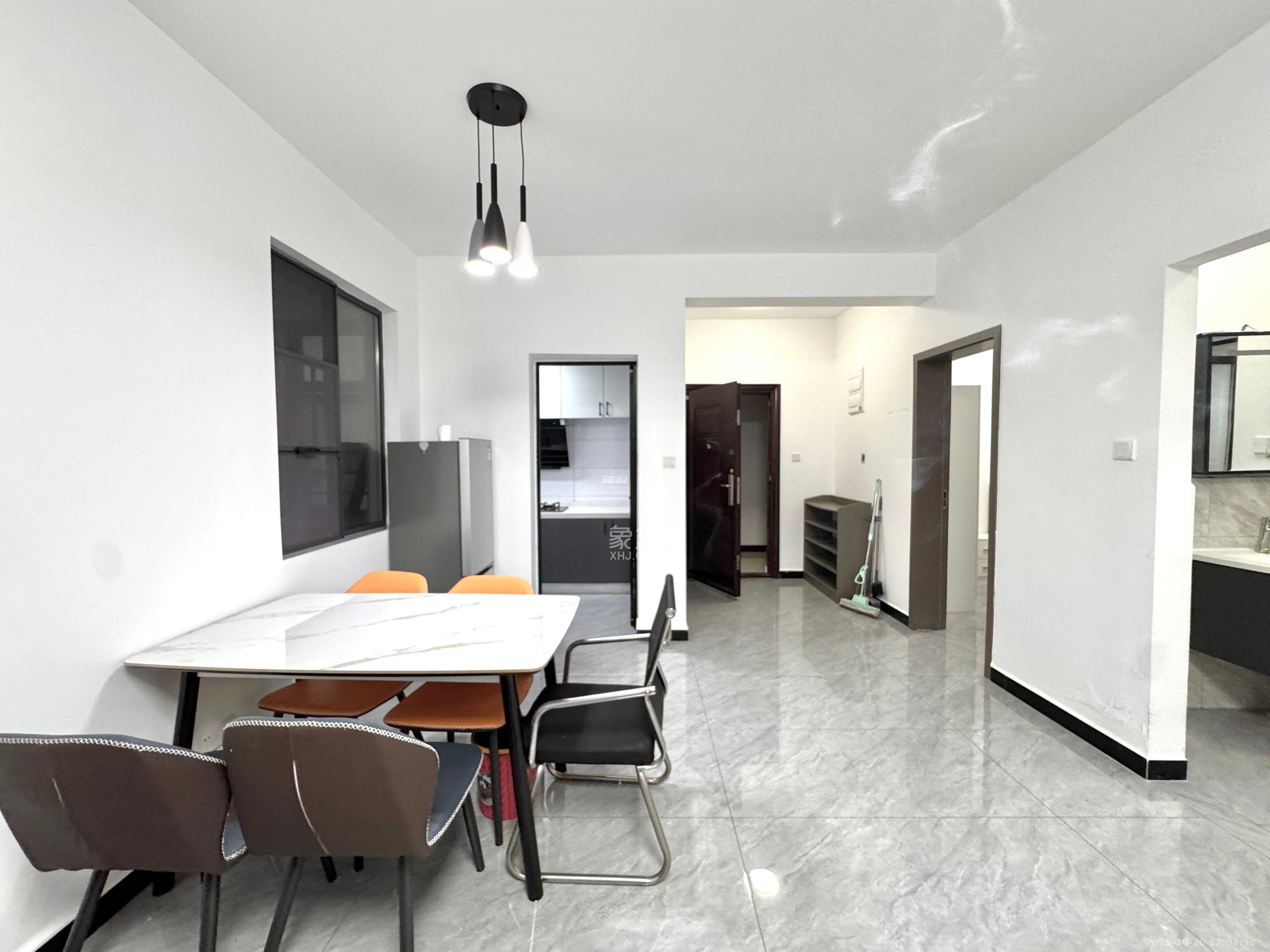 中南红领邦（红星嘉和苑）  1室0厅0卫    2200.0元/月室内图