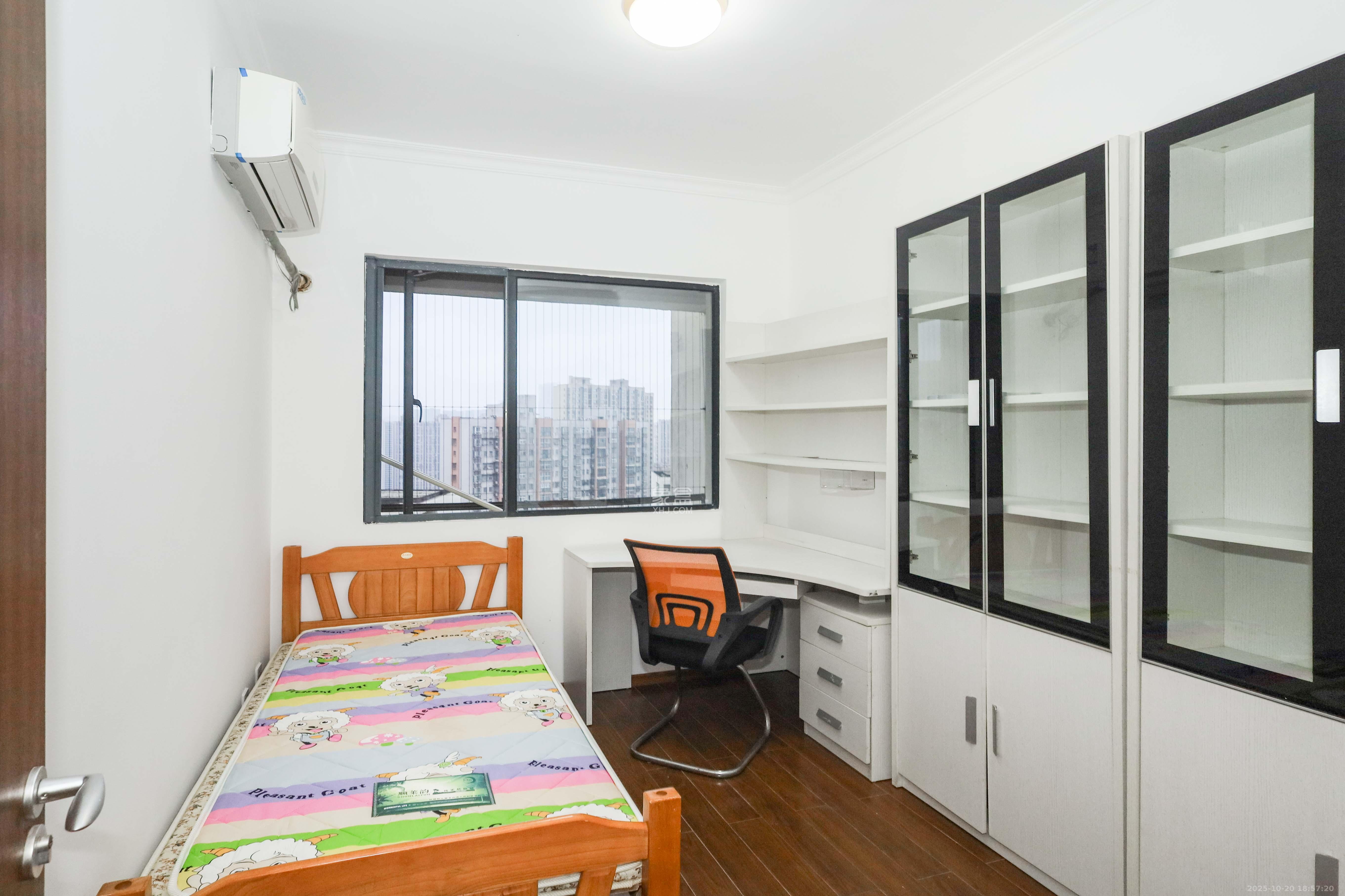 万科城市花园  3室2厅2卫    90.0万 万科城市花园  3室2厅2卫    90.0万卧室