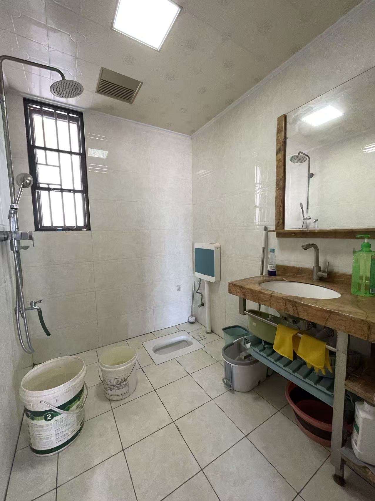 枫林雅郡  2室2厅1卫    2600.0元/月室内图