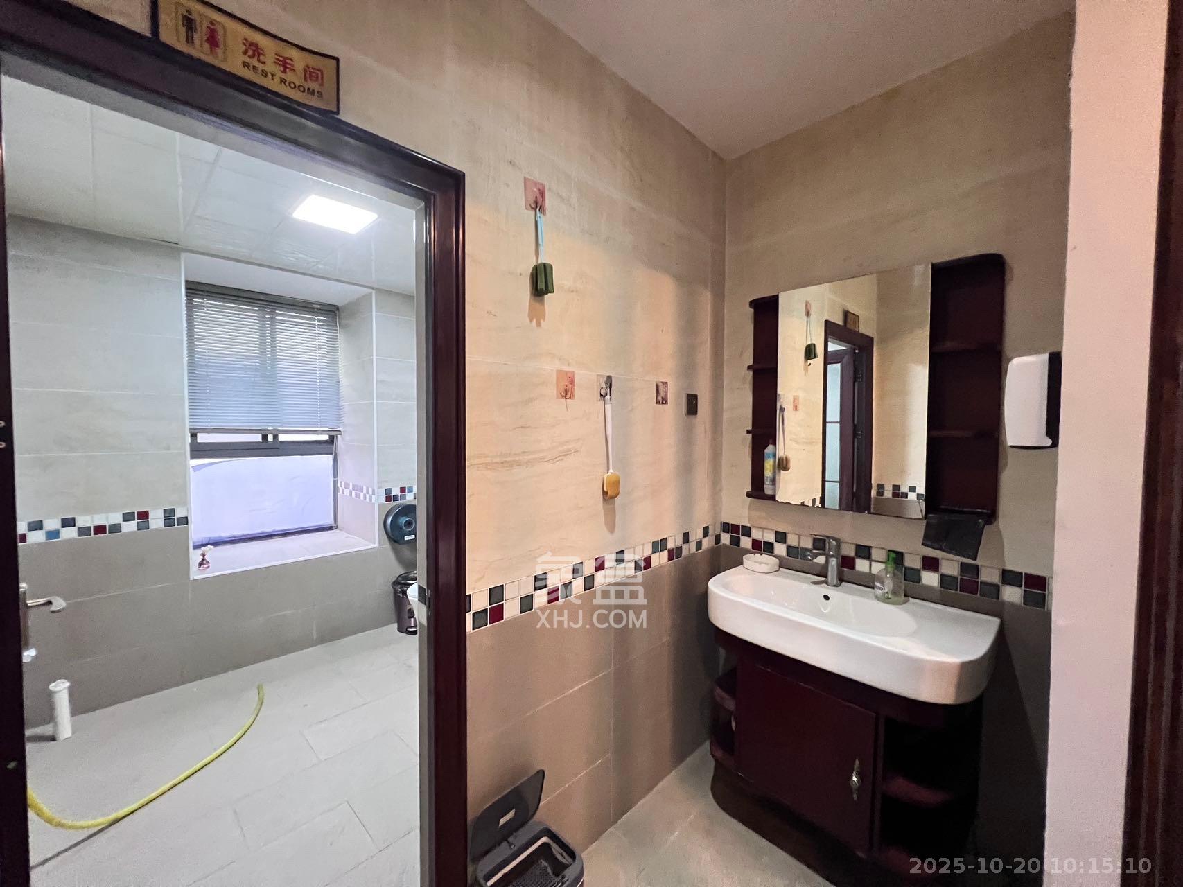 碧翠园(中房)  10室3厅4卫    13000.0元/月 碧翠园(中房)  10室3厅4卫    13000.0元/月室内图