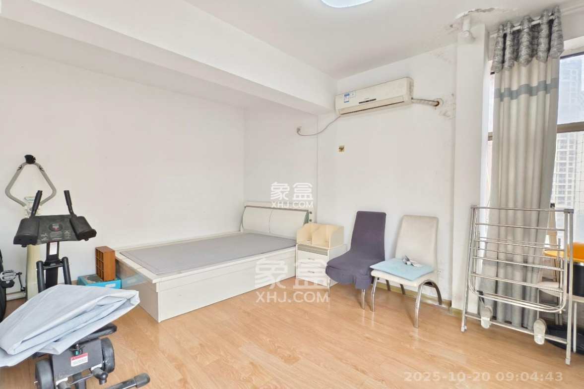 西岸润泽府  3室2厅2卫    3200.0元/月 西岸润泽府  3室2厅2卫    3200.0元/月室内图