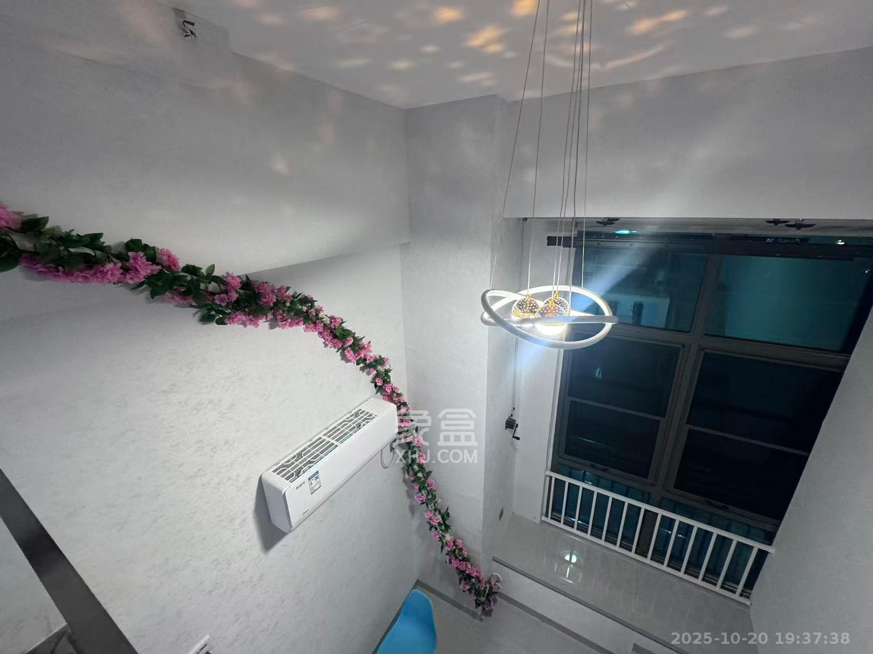 绿地商务广场 1室1厅1卫 1800.0元/月 绿地商务广场 1室1厅1卫 1800.0元/月室内图