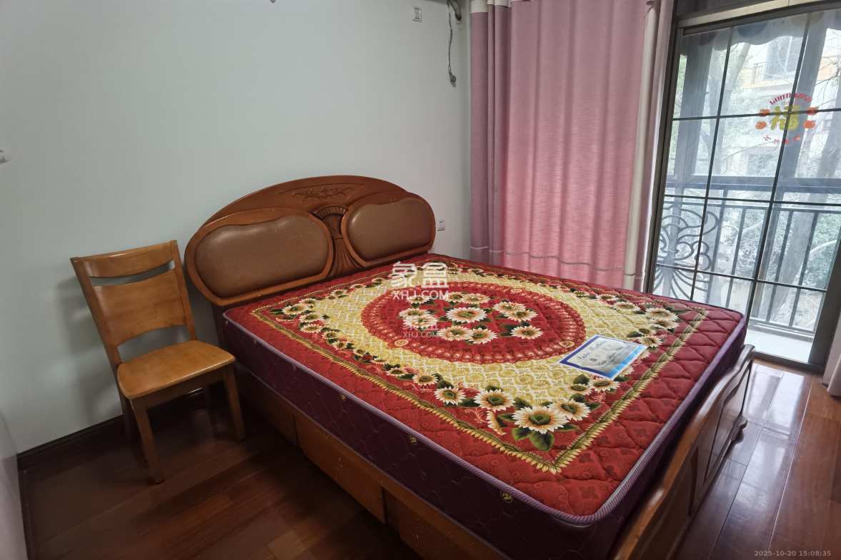 卓越蔚蓝海岸一期 3室2厅2卫 3000.0元/月 卓越蔚蓝海岸一期 3室2厅2卫 3000.0元/月室内图