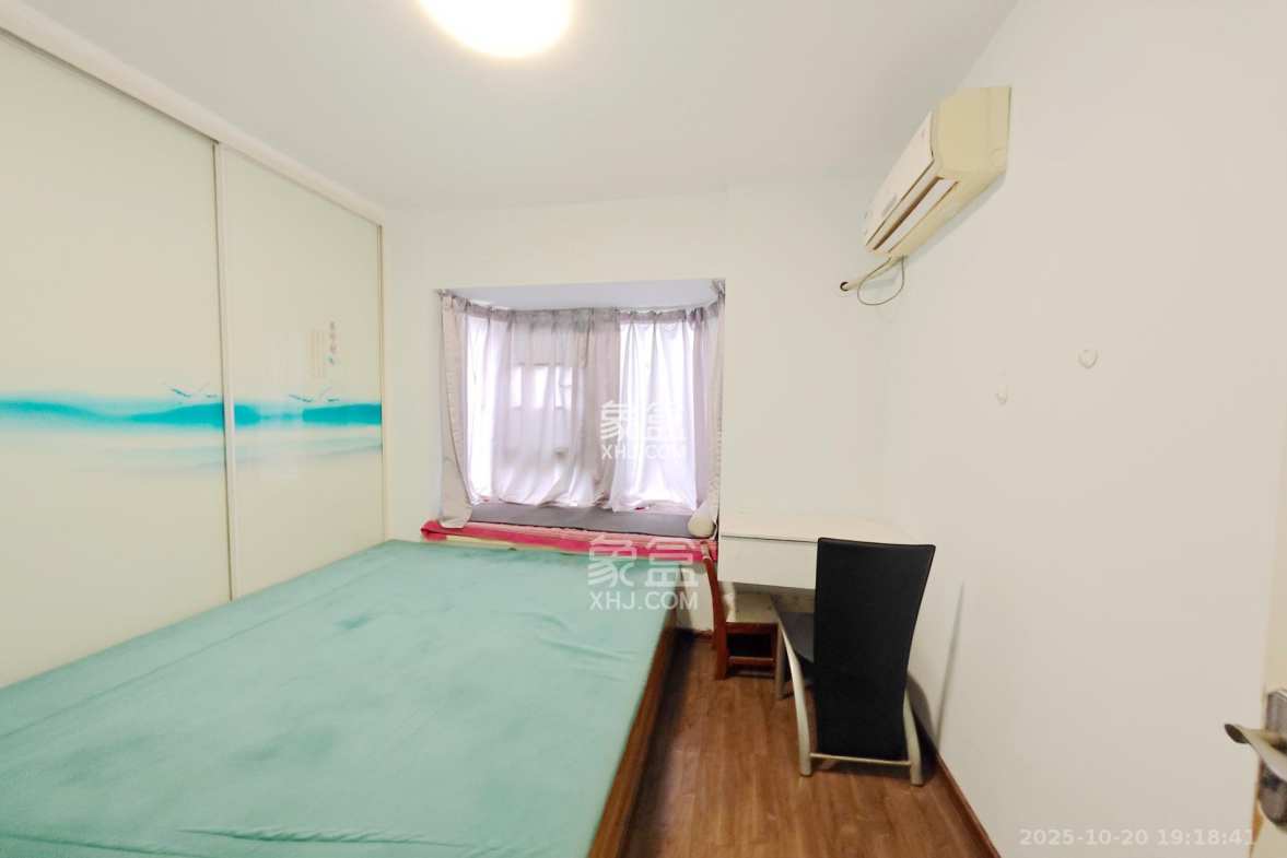 佳天瑞宁花园  2室2厅1卫    69.8万 佳天瑞宁花园  2室2厅1卫    69.8万卧室