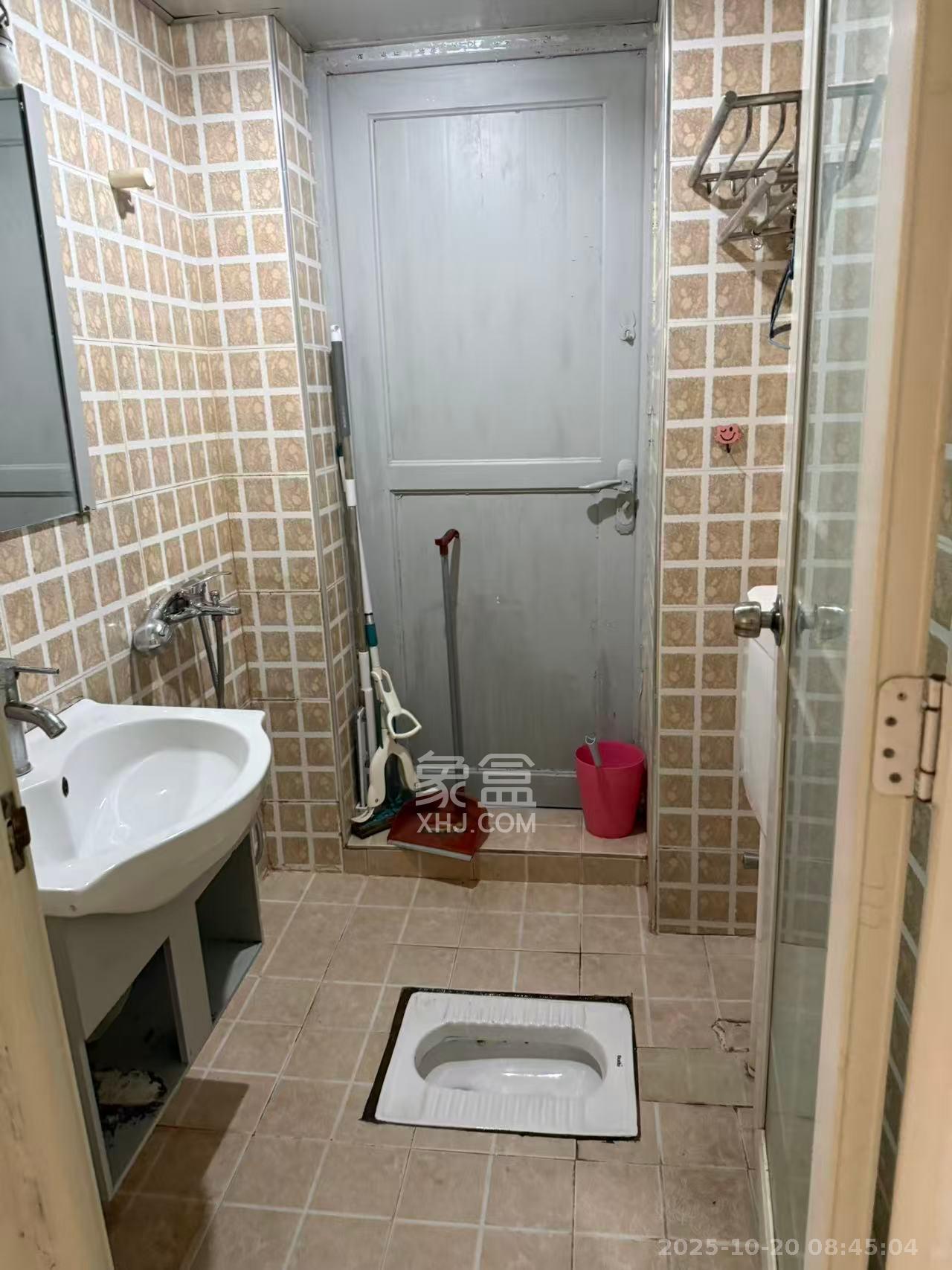 云鼎公馆 1室1厅1卫 1600.0元/月 云鼎公馆 1室1厅1卫 1600.0元/月室内图