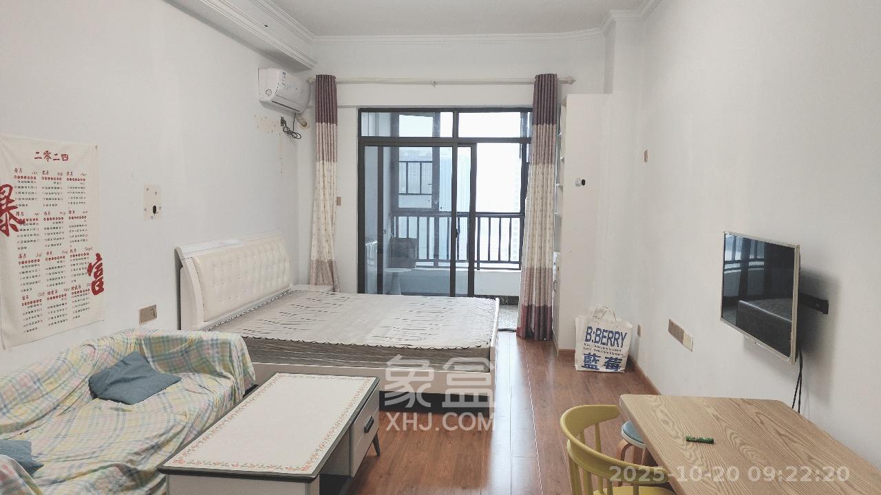 梅溪国际公寓(步步高新天地)  1室1厅1卫    1500.0元/月 梅溪国际公寓(步步高新天地)  1室1厅1卫    1500.0元/月室内图