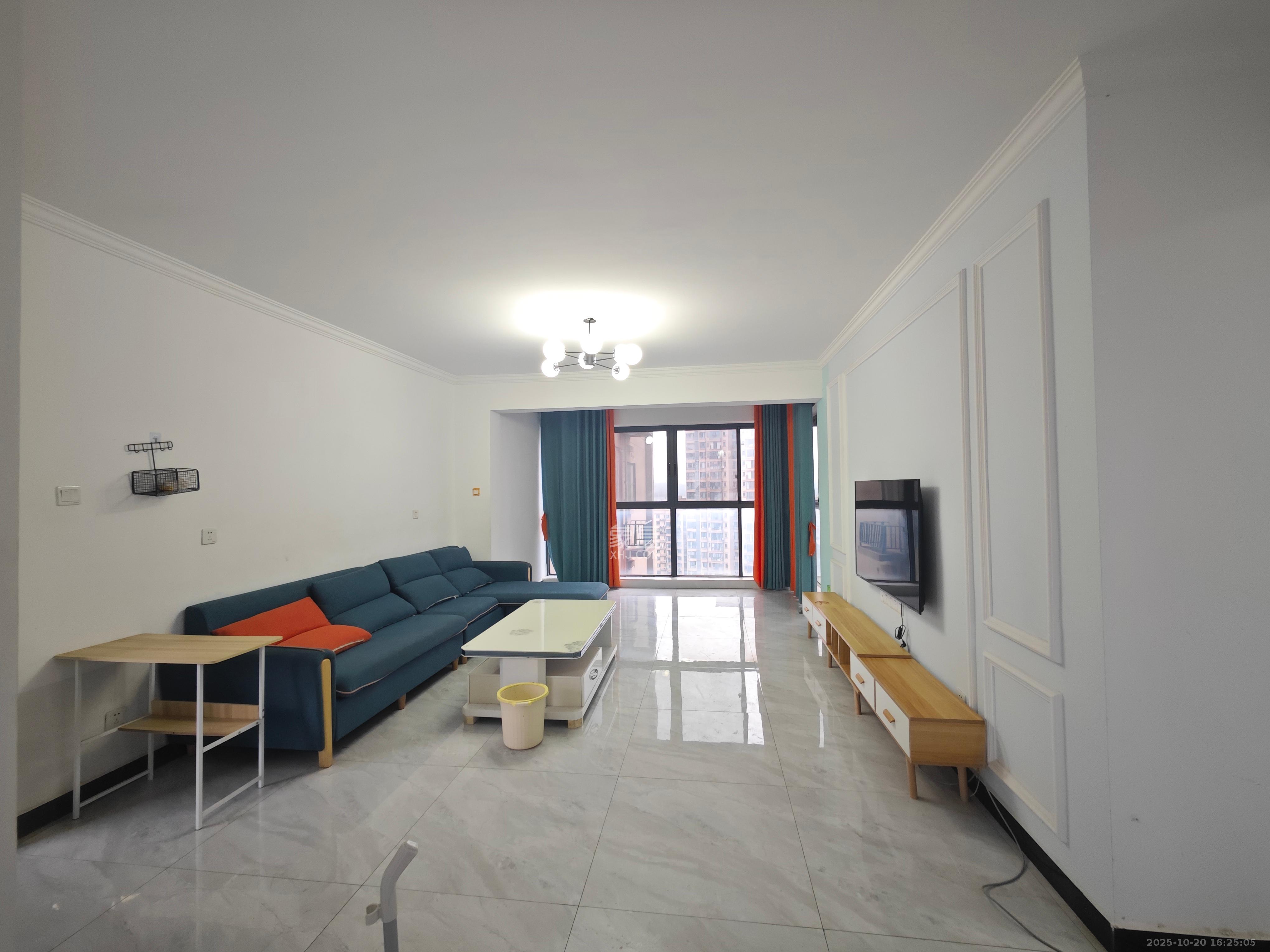 中建嘉和城  3室2厅2卫    2500.0元/月 中建嘉和城  3室2厅2卫    2500.0元/月室内图