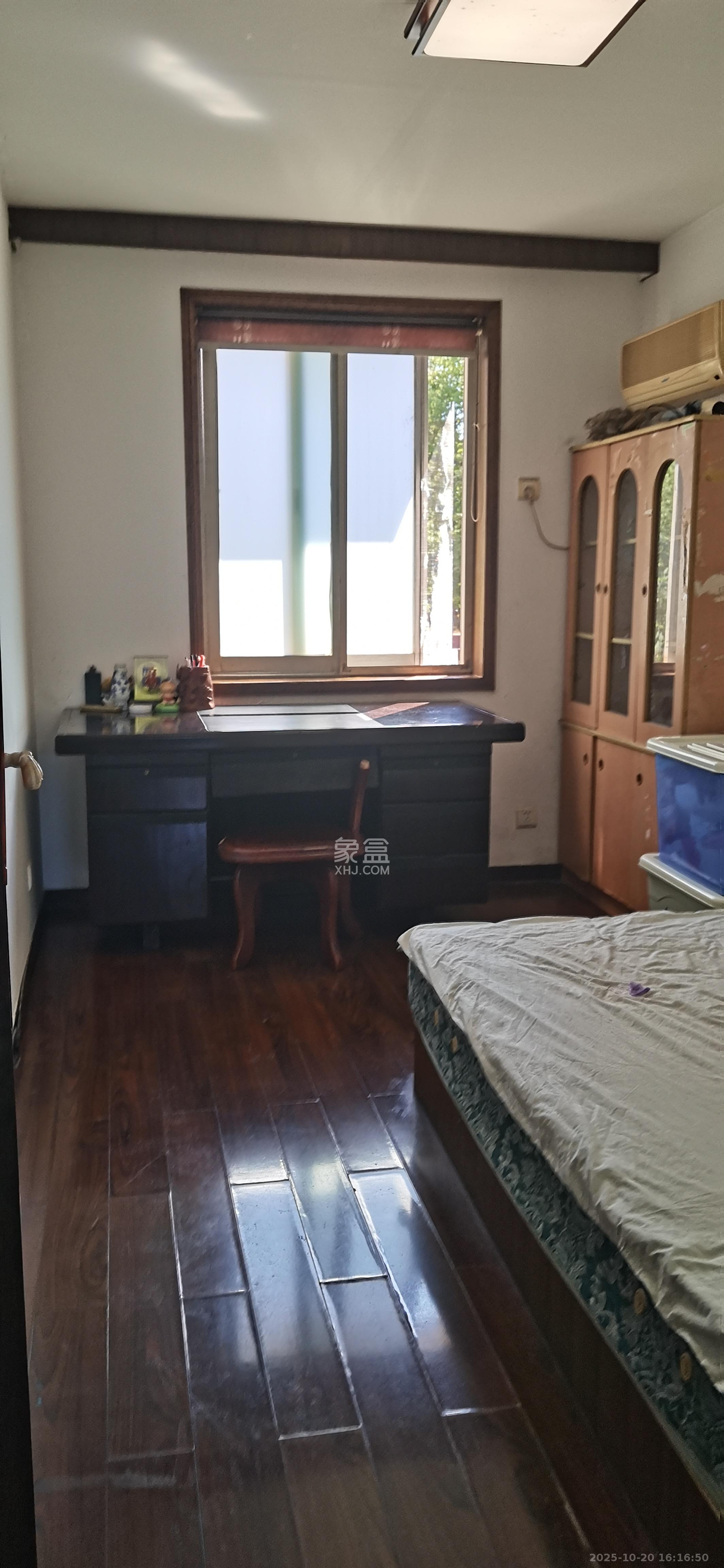 雨花区教师村  3室2厅1卫    1700.0元/月室内图