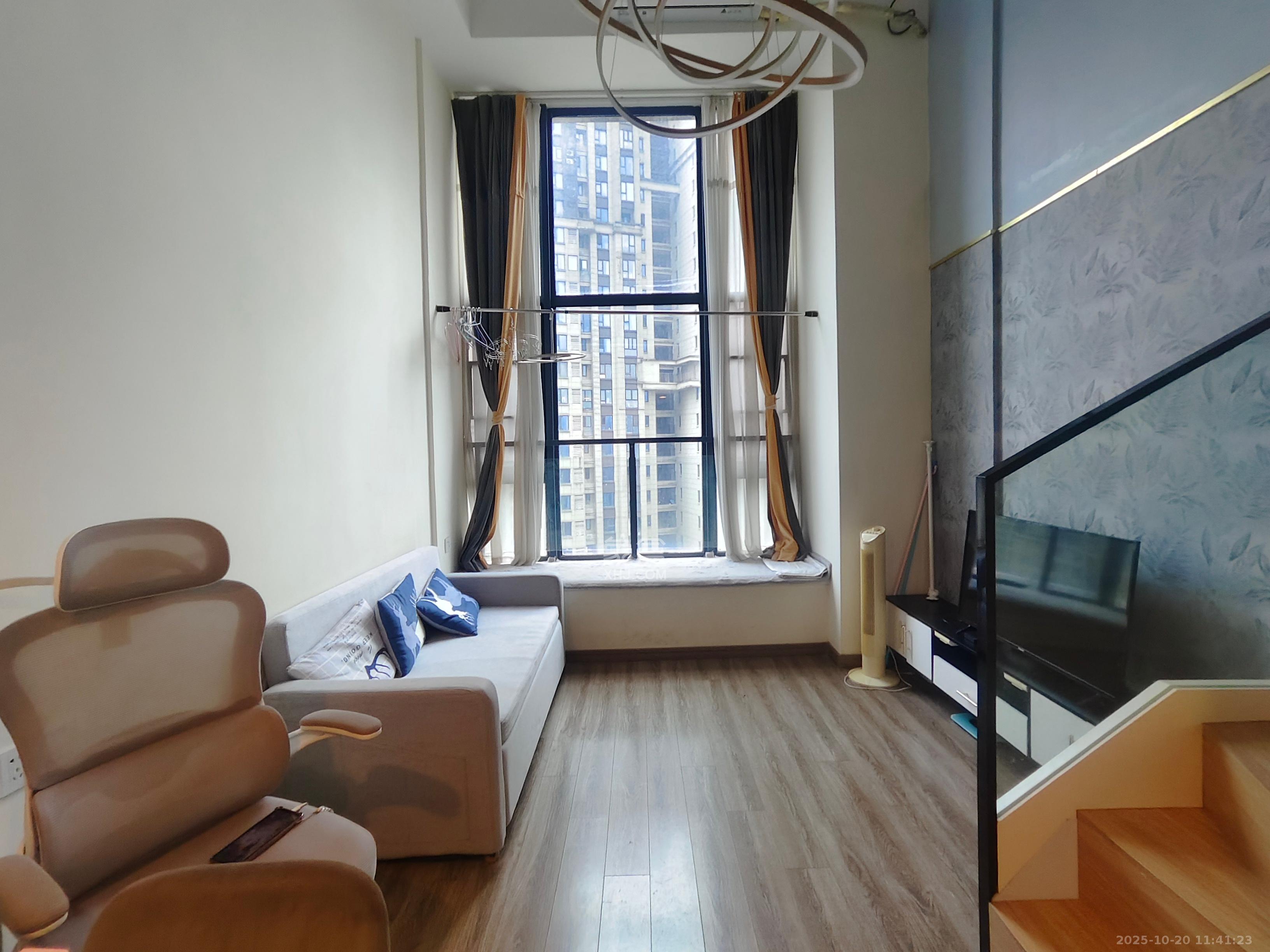 卓越浅水湾 1室1厅1卫 1750.0元/月 卓越浅水湾 1室1厅1卫 1750.0元/月室内图