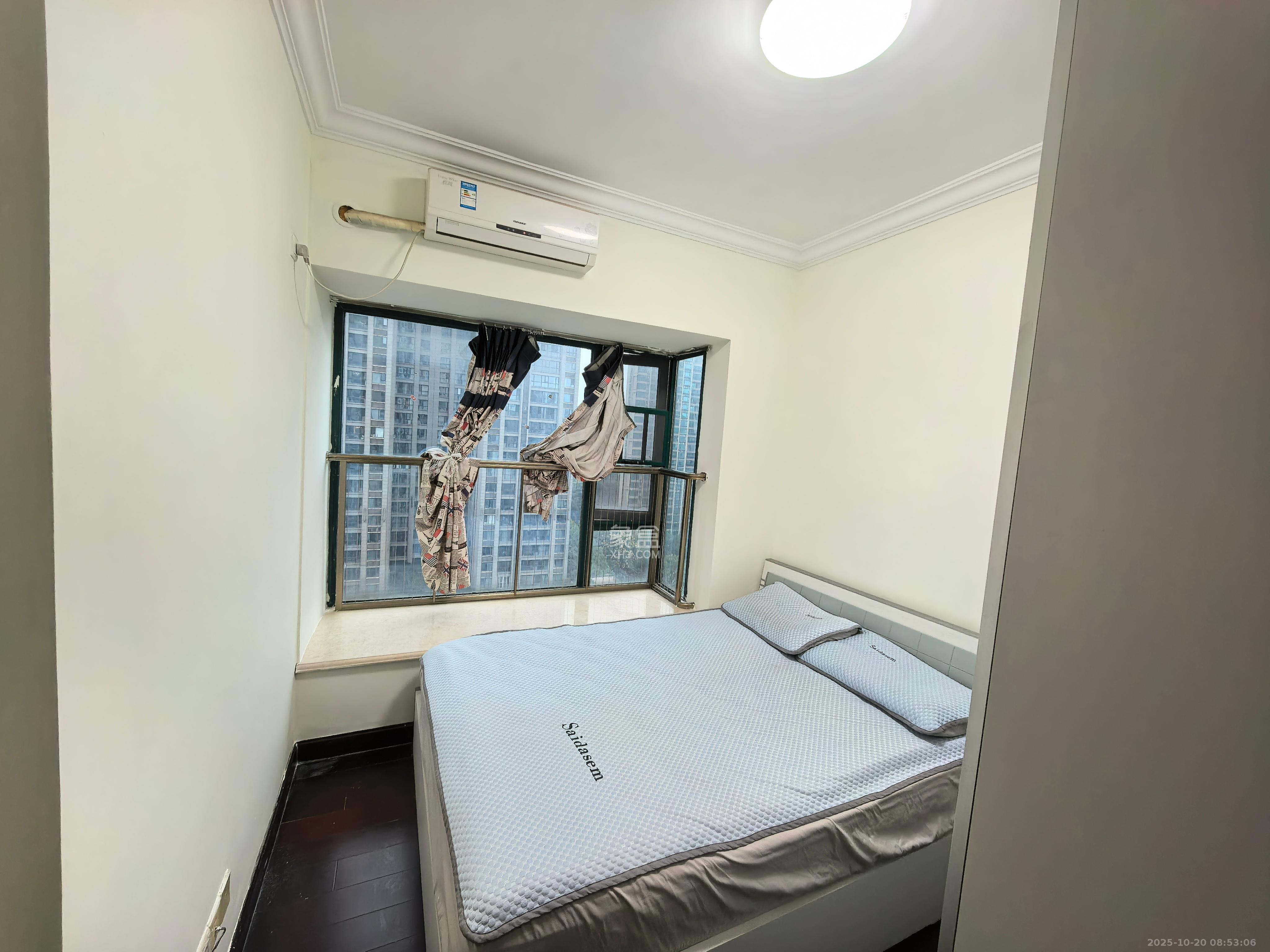 恒大华府  3室2厅1卫    2650.0元/月室内图