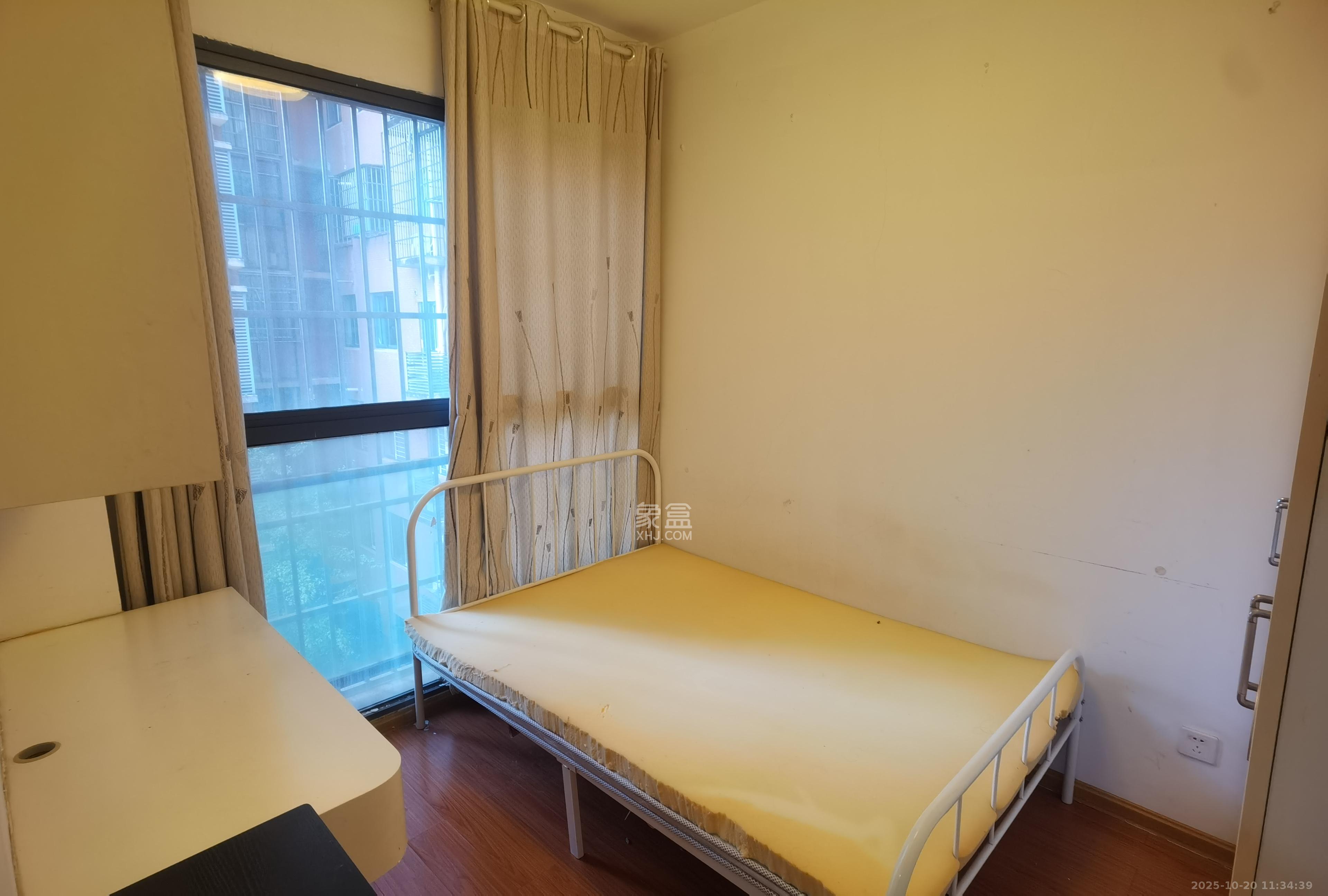 湘府十城(汇财御景湾新寓,汇财国际)  3室1厅1卫    2100.0元/月 湘府十城(汇财御景湾新寓,汇财国际)  3室1厅1卫    2100.0元/月室内图