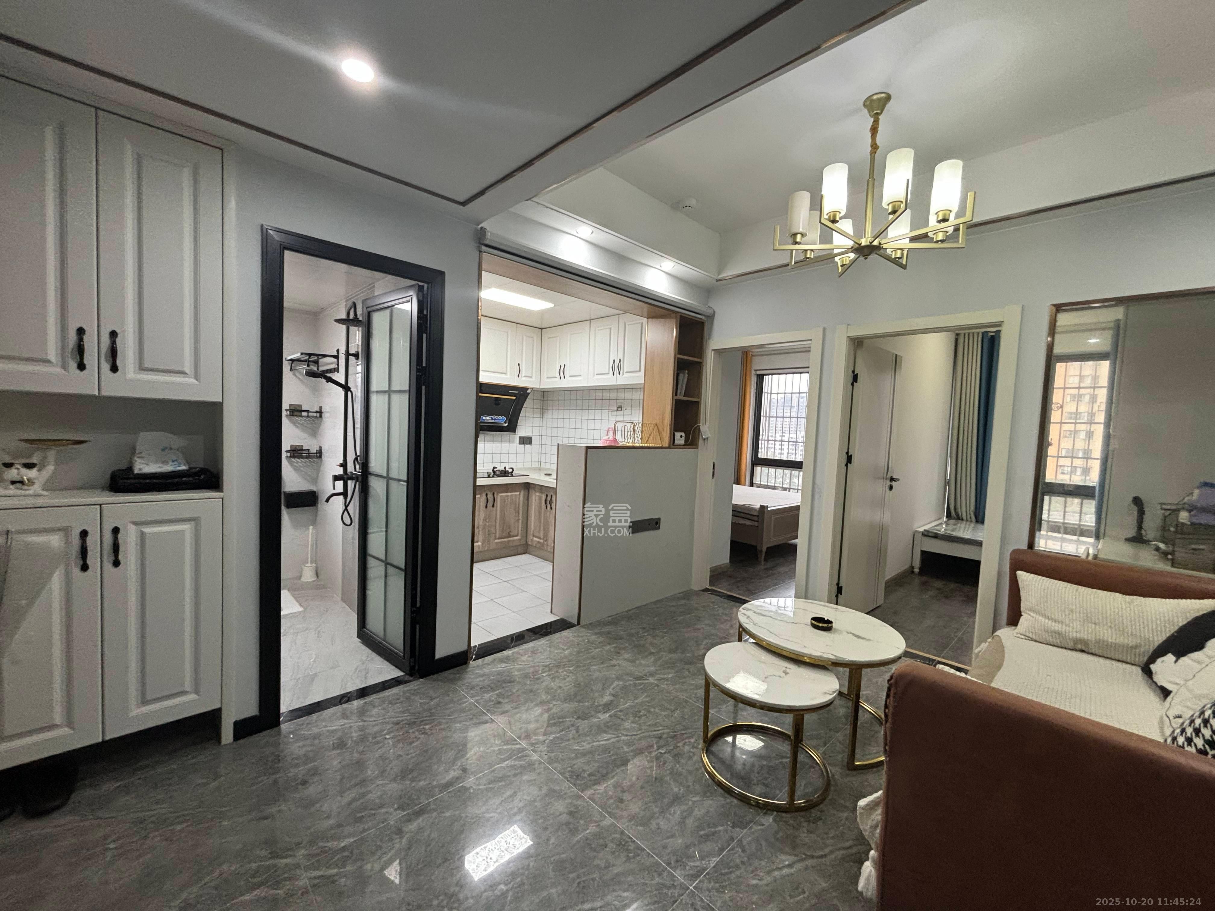 中山大厦（广阔大厦）  2室1厅1卫    2600.0元/月室内图