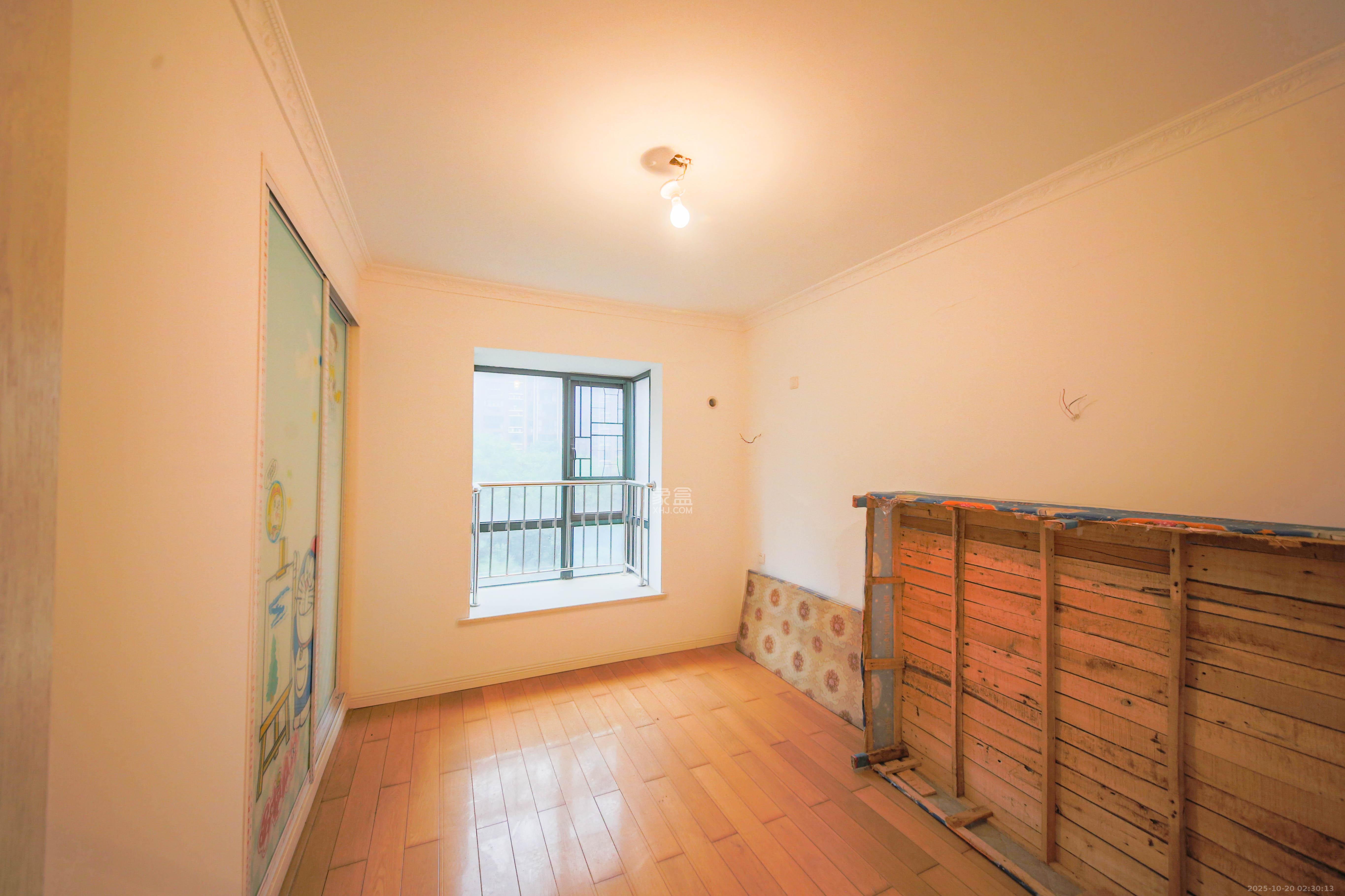 长沙欧洲城 3室2厅1卫 168.0万 长沙欧洲城 3室2厅1卫 168.0万卧室