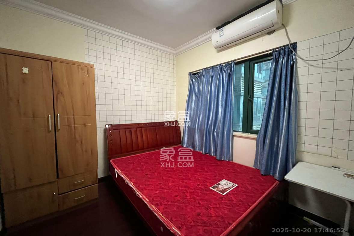 恒大雅苑  3室1厅1卫    2500.0元/月 恒大雅苑  3室1厅1卫    2500.0元/月室内图