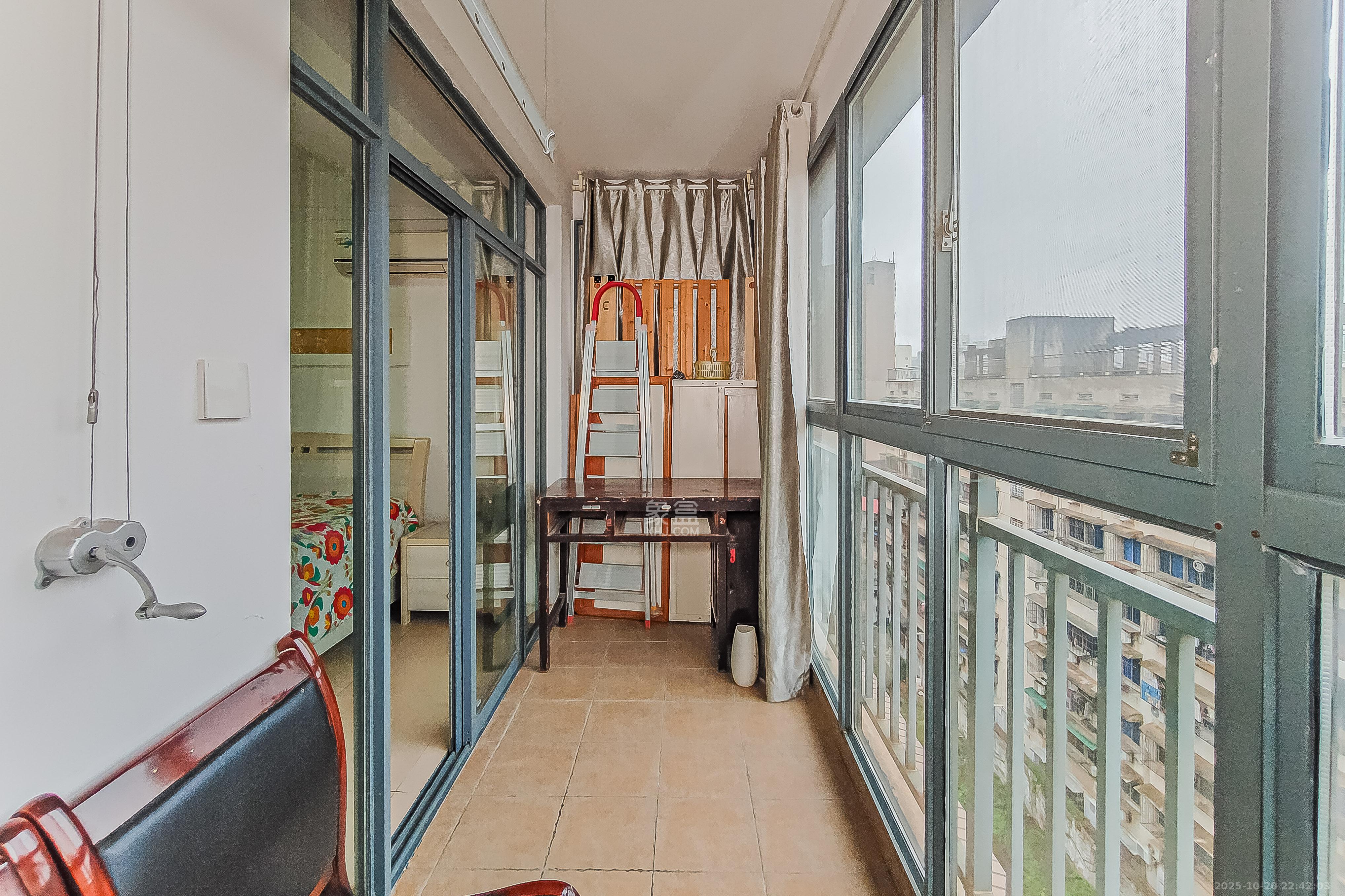 君庭金福苑  2室1厅1卫    65.0万阳台