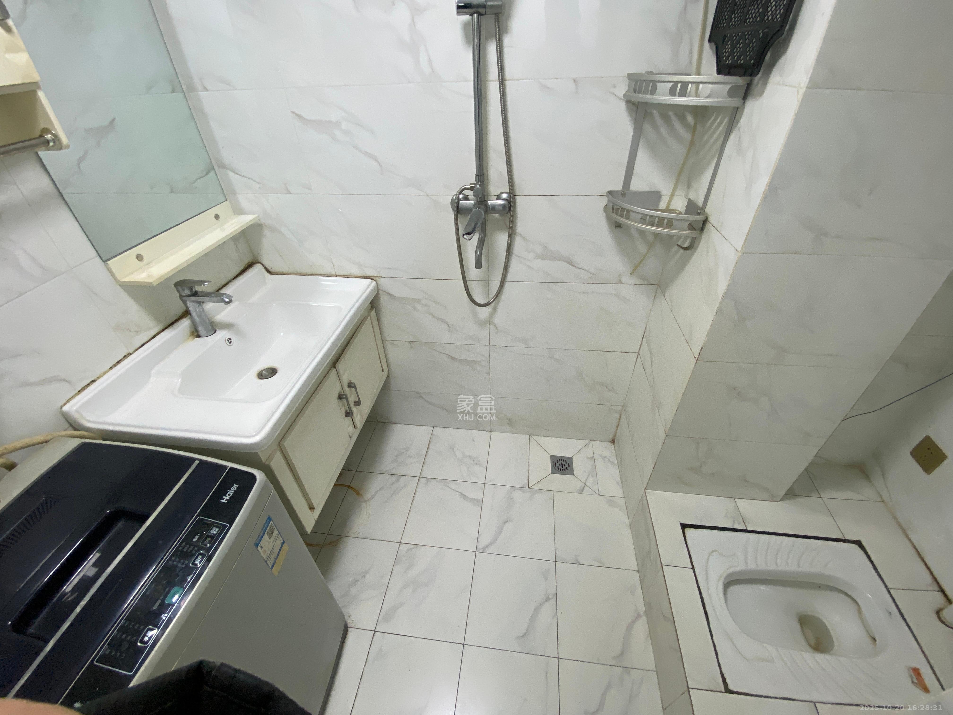 芙蓉万国城MOMA（卓越汇富苑）  1室0厅0卫    1300.0元/月室内图