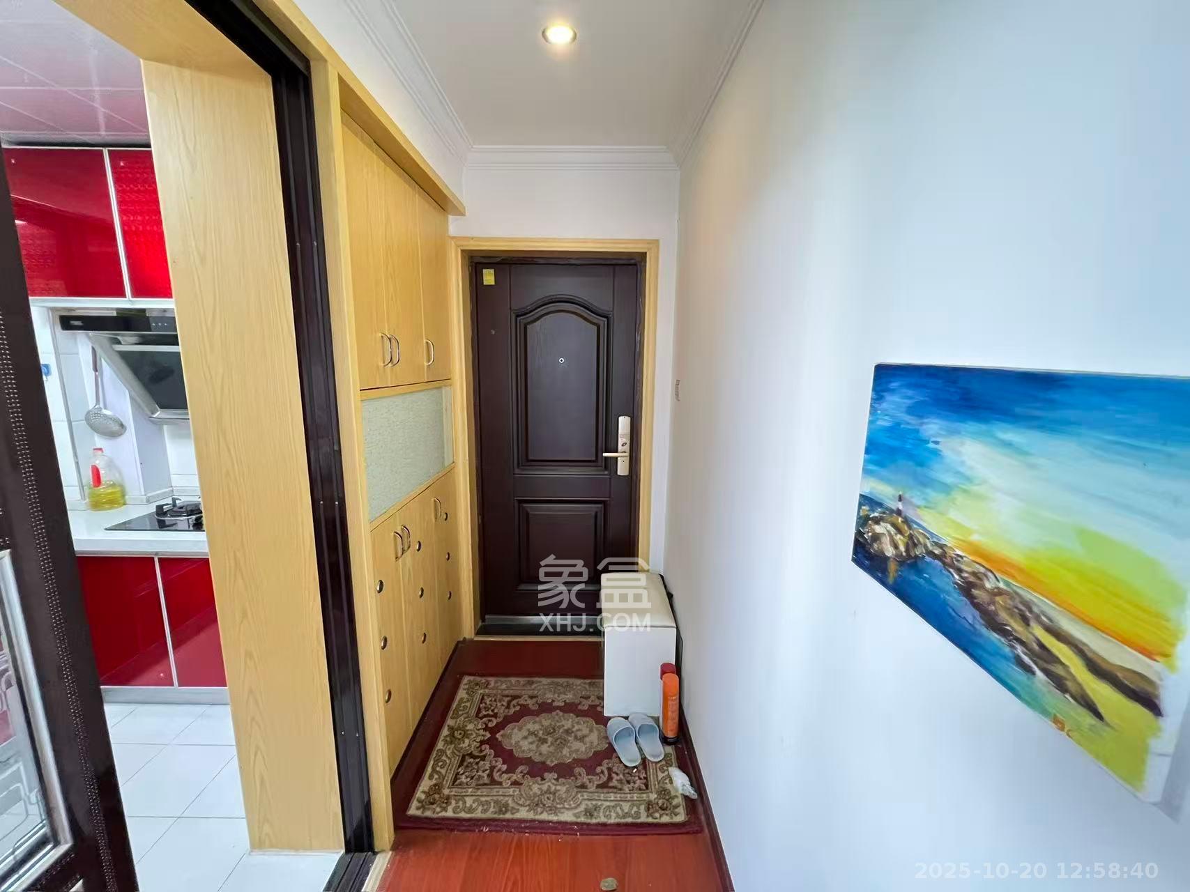 阿普阿布  3室2厅1卫    2500.0元/月 阿普阿布  3室2厅1卫    2500.0元/月室内图