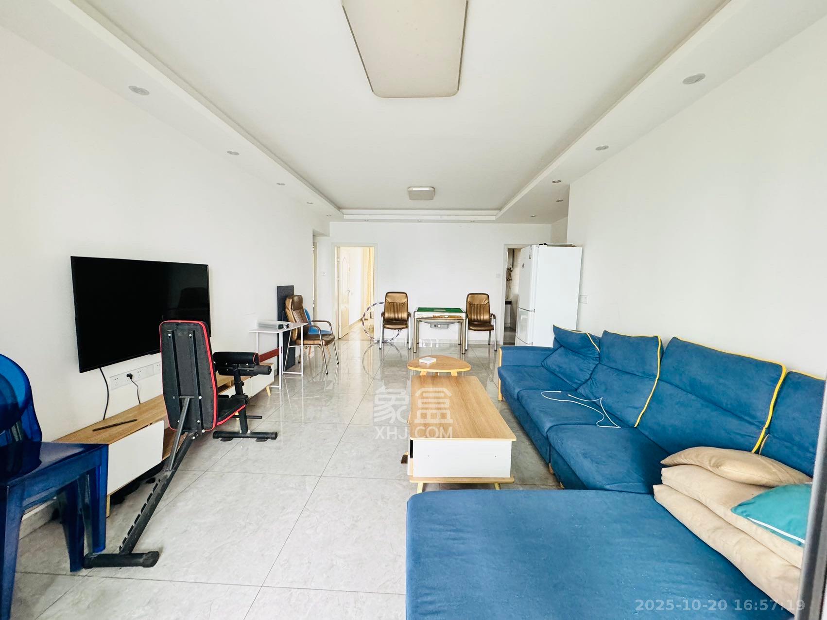 半山壹号  4室2厅2卫    3100.0元/月