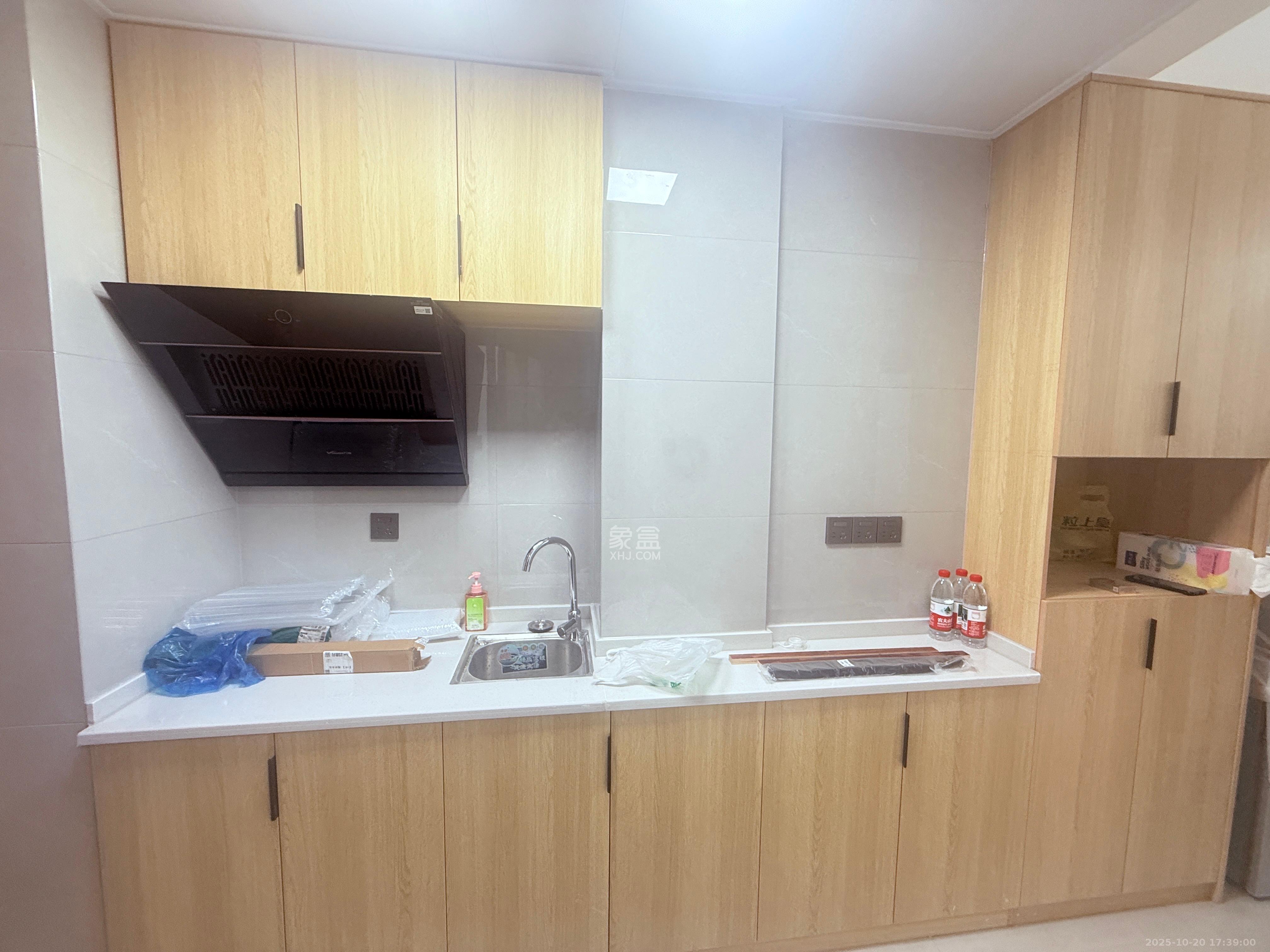 新力铂园(江山云著)  1室0厅1卫    1700.0元/月 新力铂园(江山云著)  1室0厅1卫    1700.0元/月室内图