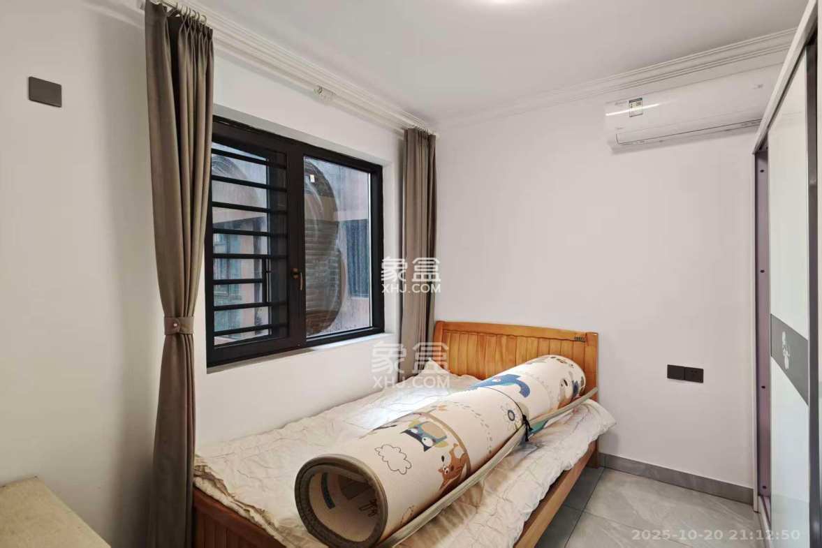 中城苑  3室1厅1卫    2700.0元/月 中城苑  3室1厅1卫    2700.0元/月室内图