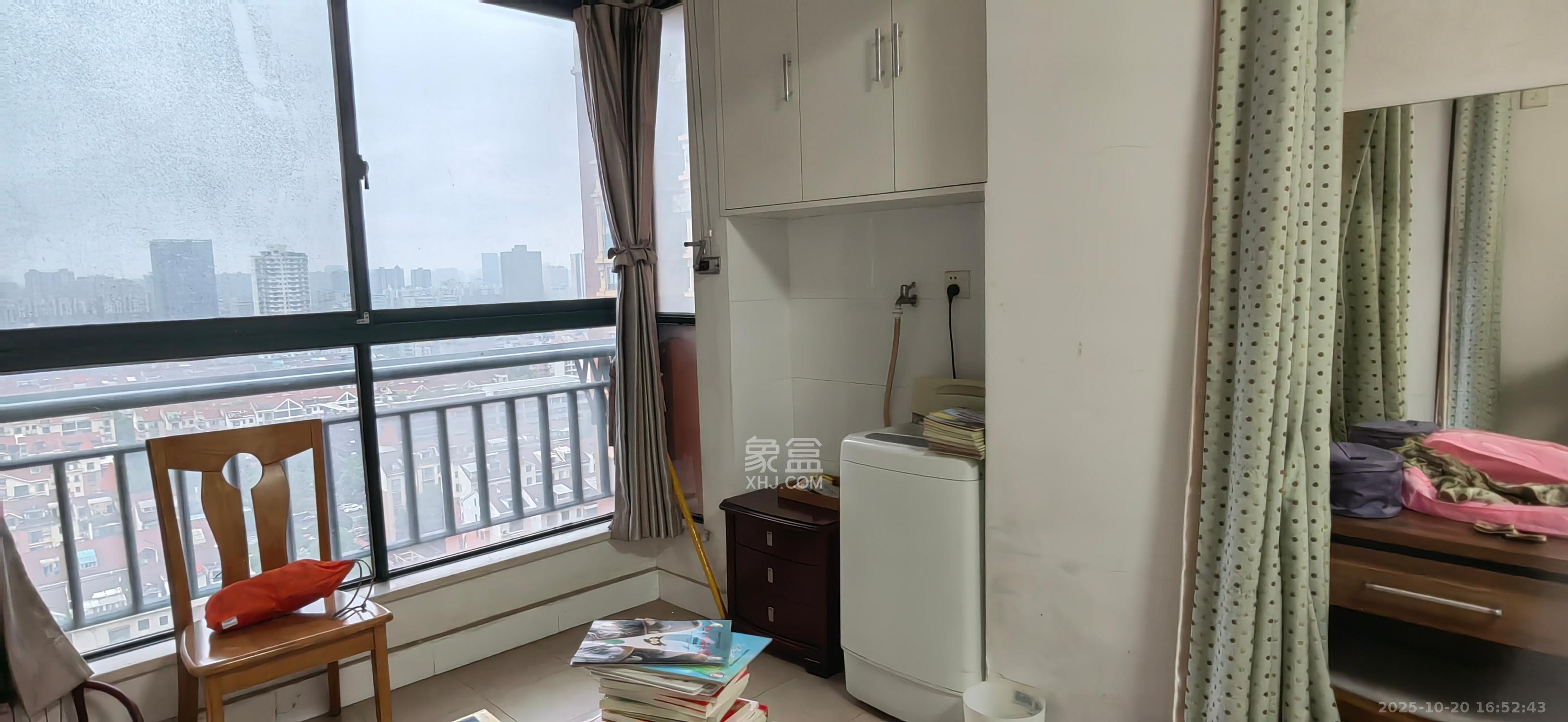 东玺门 3室2厅1卫 2600.0元/月 东玺门 3室2厅1卫 2600.0元/月室内图