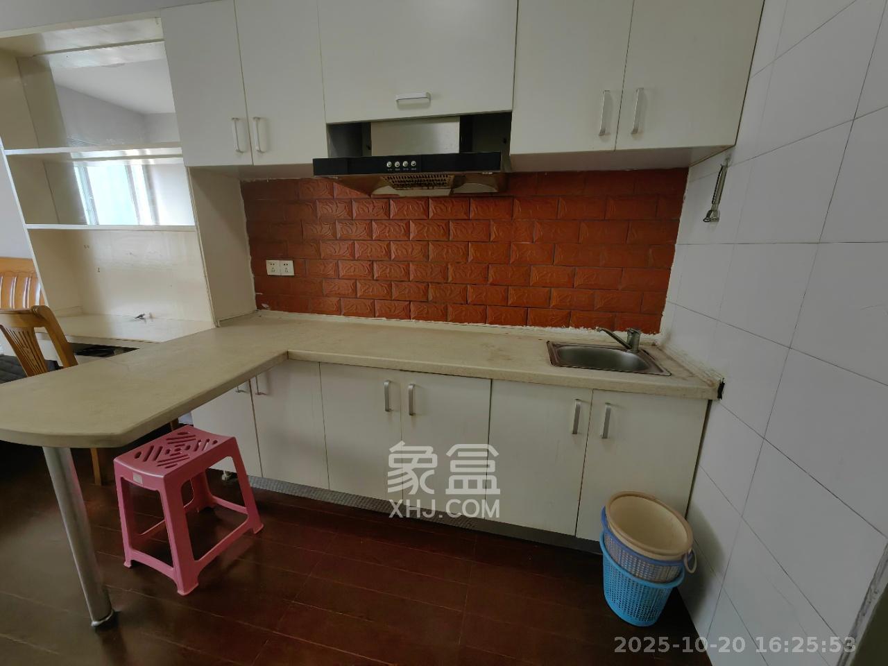 中山大厦（广阔大厦）  1室1厅1卫    1400.0元/月室内图