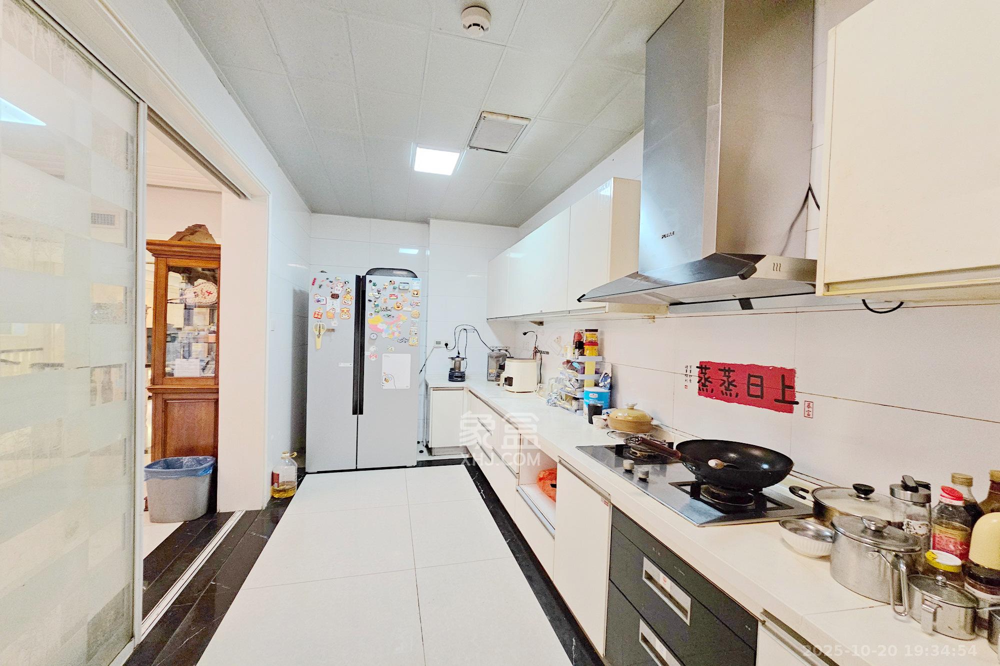 中隆国际御玺  5室2厅4卫    316.0万 中隆国际御玺  5室2厅4卫    316.0万其他