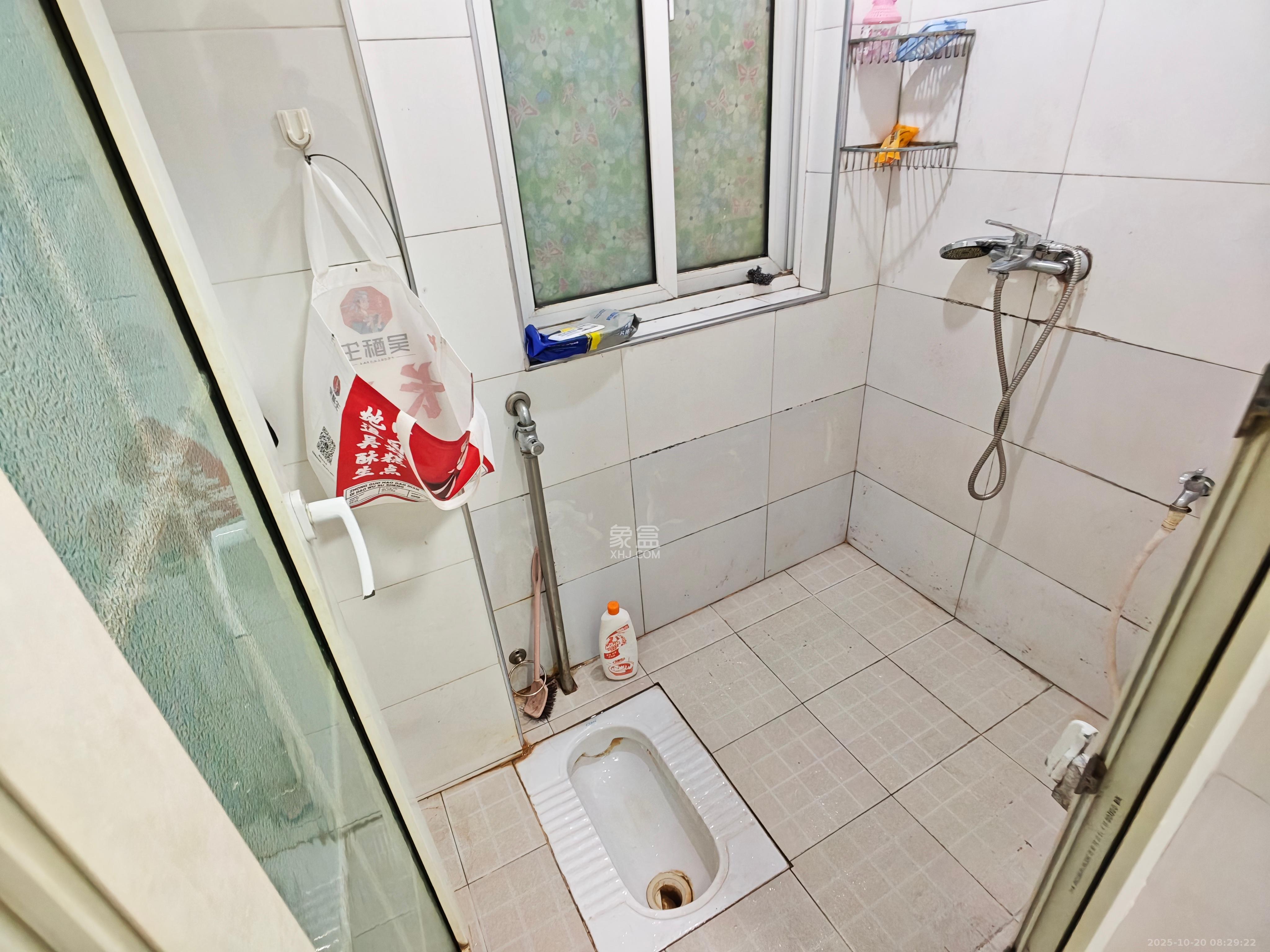 汇都公寓 2室1厅1卫 1600.0元/月 汇都公寓 2室1厅1卫 1600.0元/月室内图