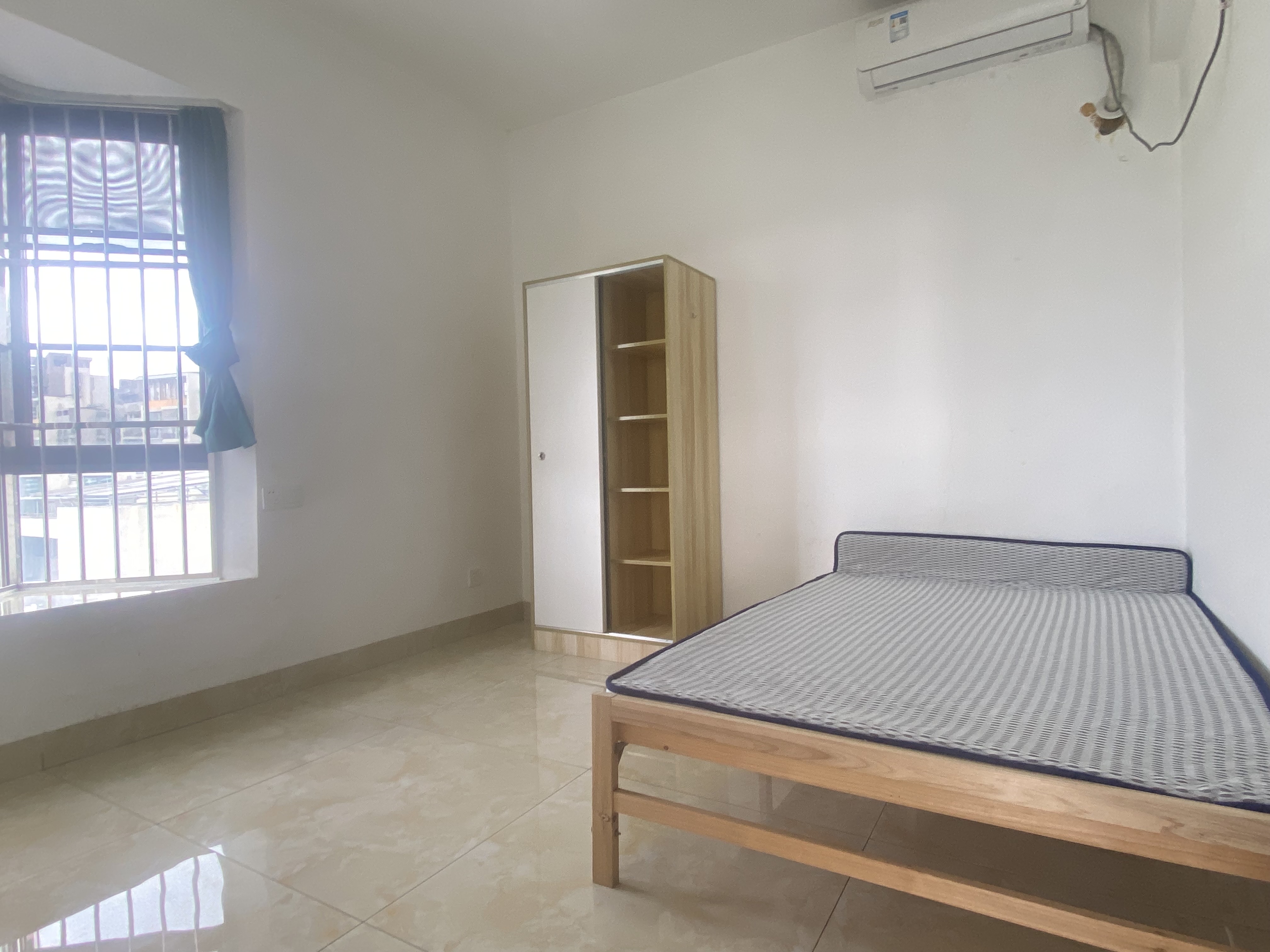 锦地翰城二期 2室1厅1卫 119.0万 锦地翰城二期 2室1厅1卫 119.0万客厅