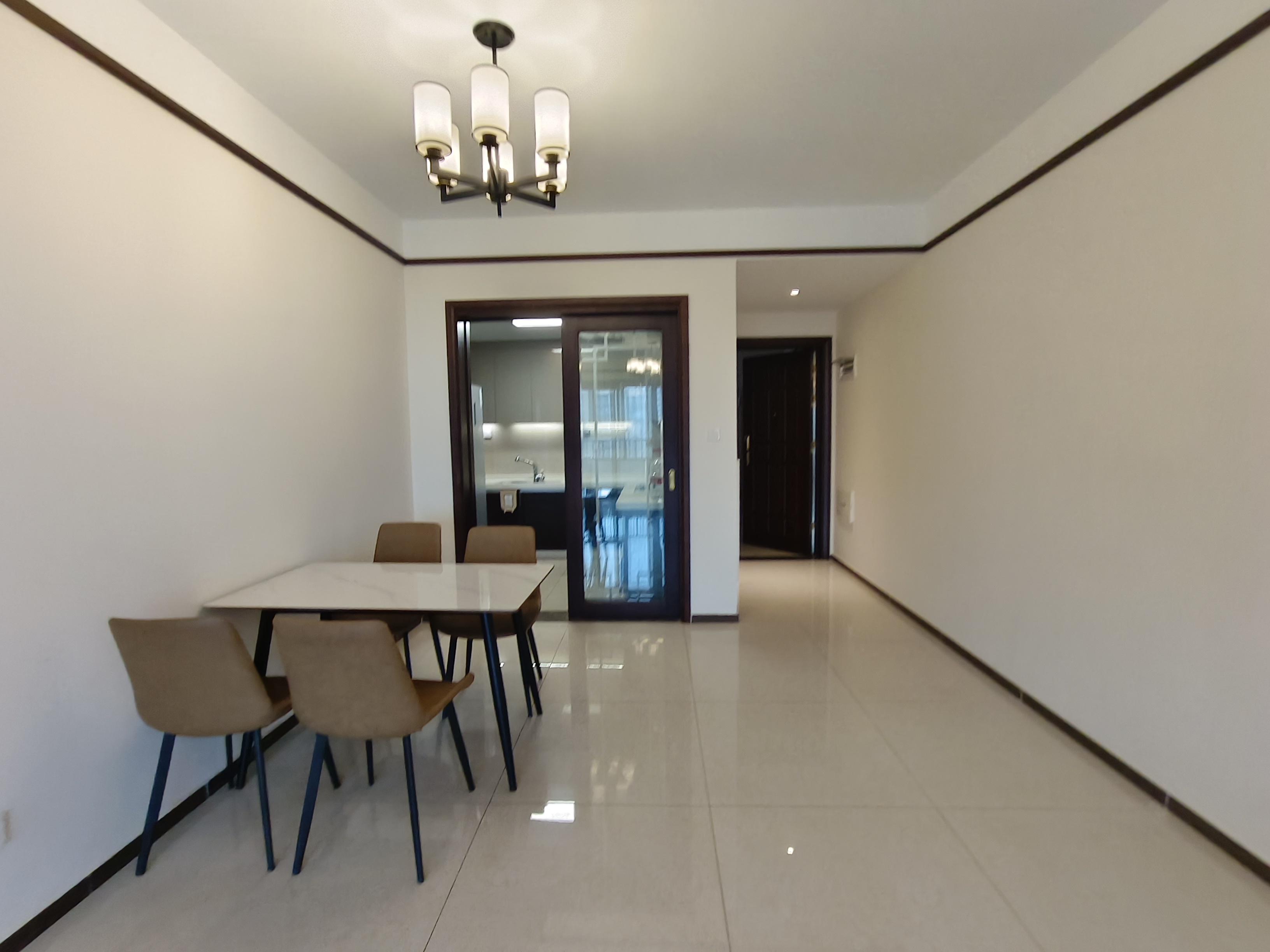 株洲恒大悦珑台 3室2厅2卫 98.0万 株洲恒大悦珑台 3室2厅2卫 98.0万室内图