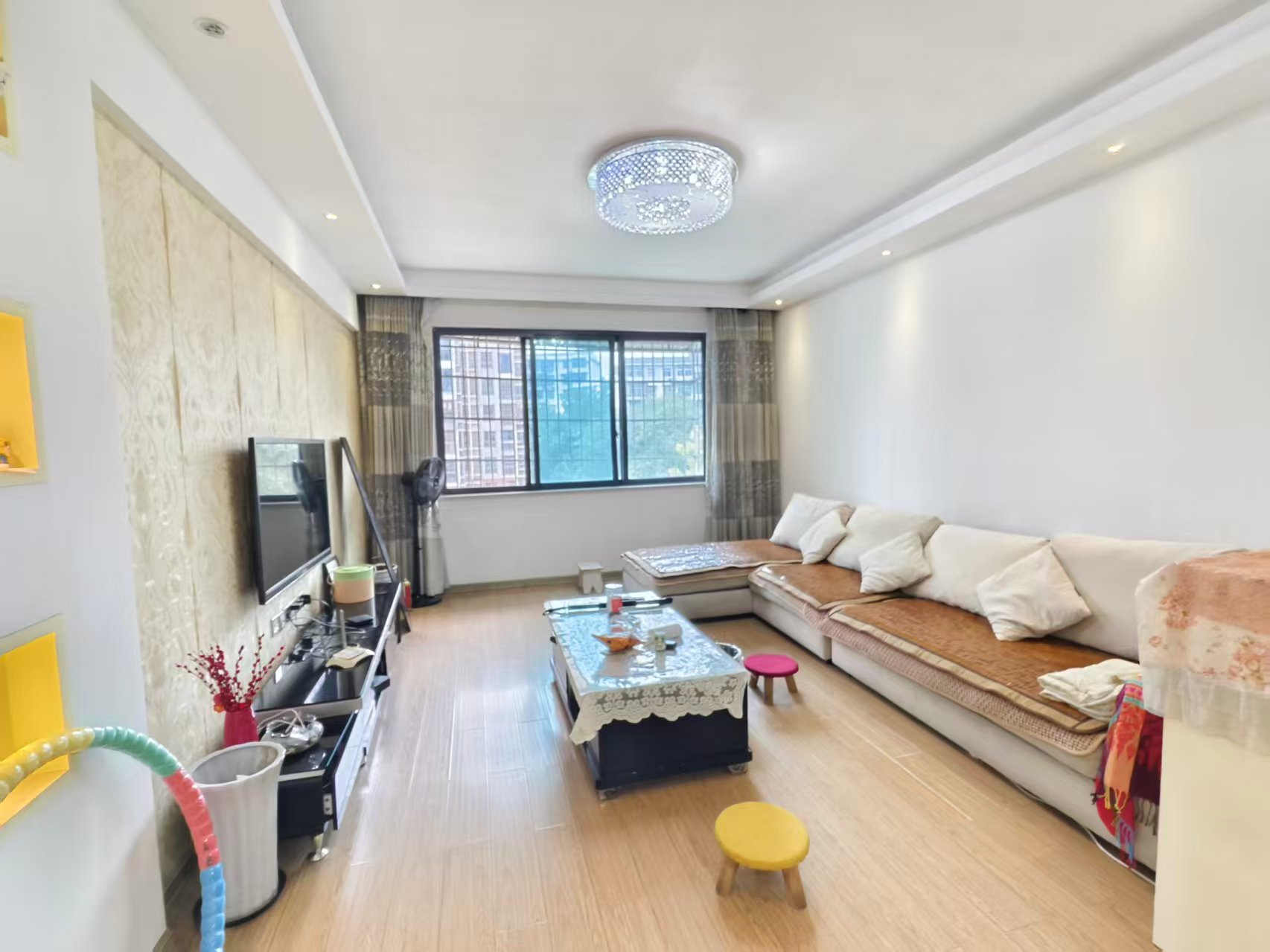 圣华名城建设北路110号 3室2厅2卫 38.8万 圣华名城建设北路110号 3室2厅2卫 38.8万室内图