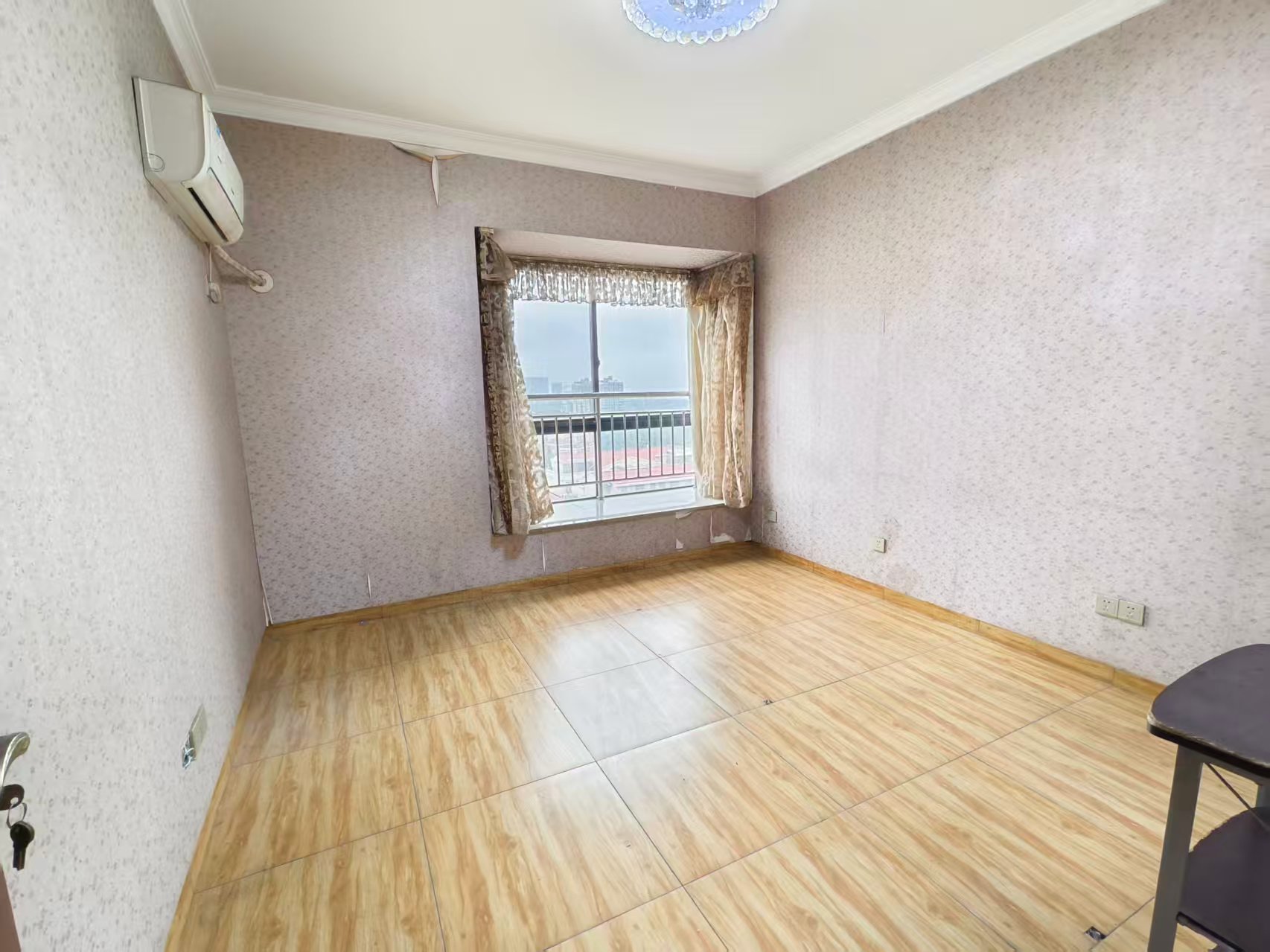 汇通国际 3室2厅2卫 42.8万 汇通国际 3室2厅2卫 42.8万室内图