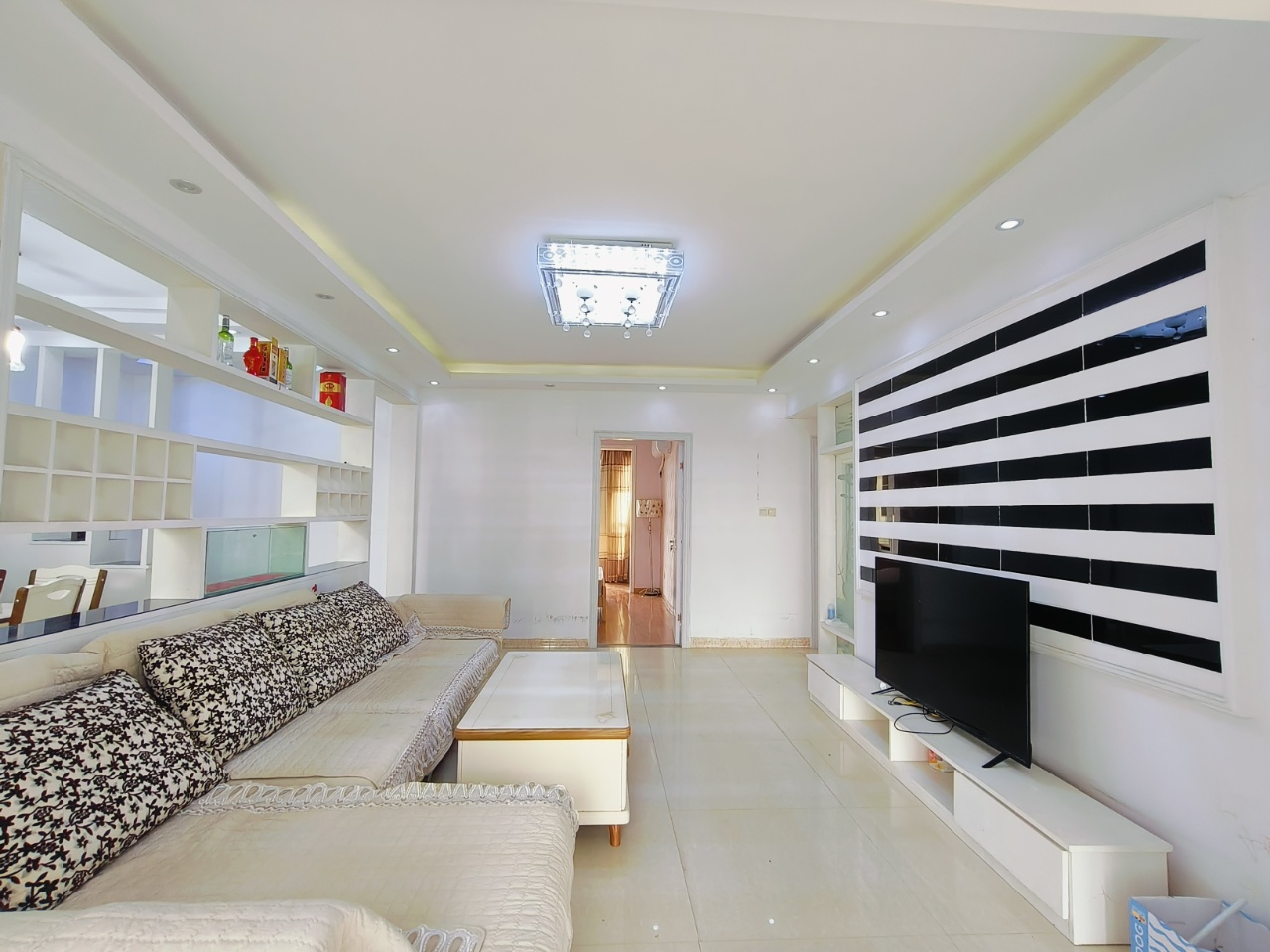 太一御江城  3室2厅2卫    54.8万