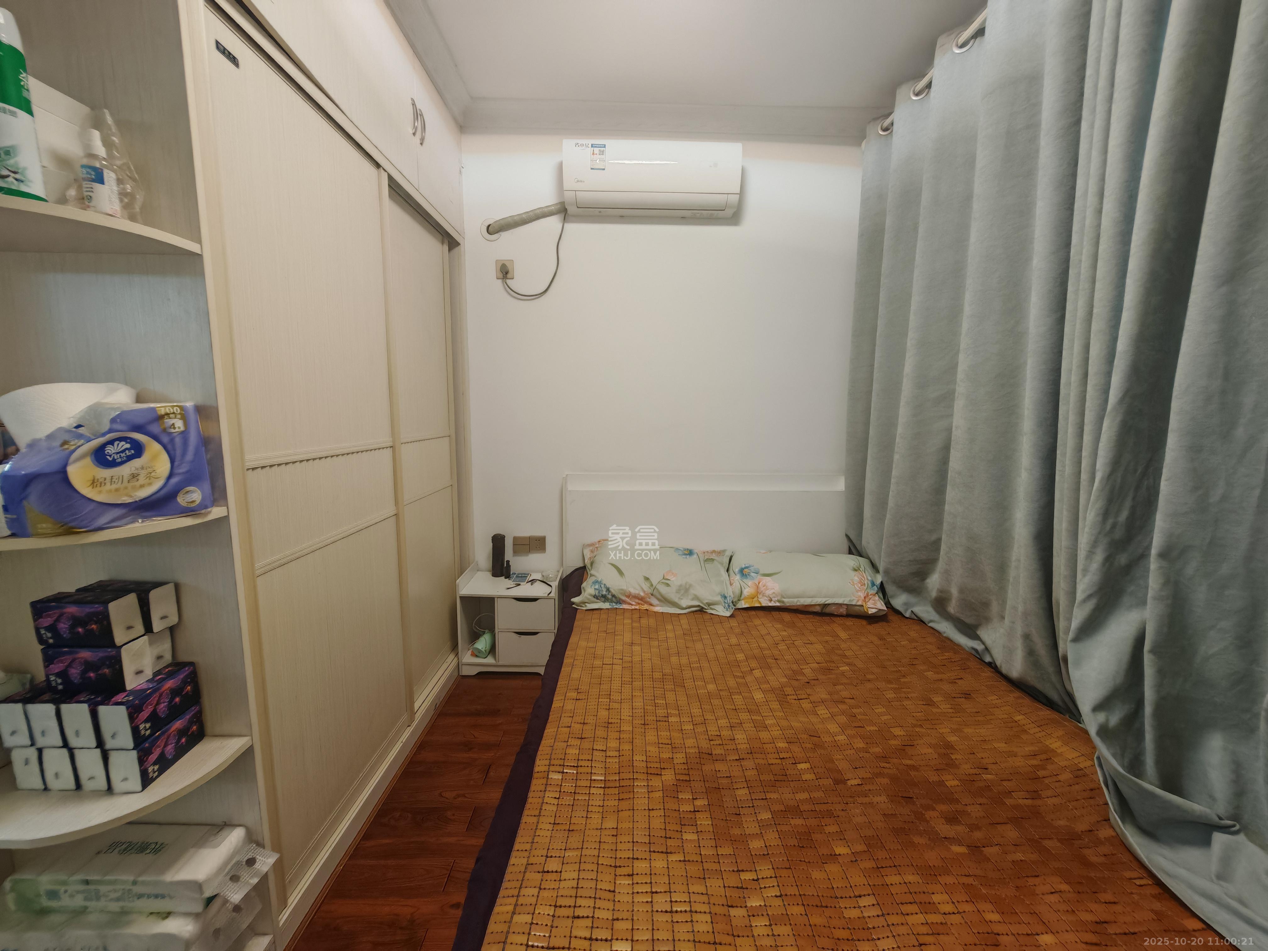 湖湘奥林匹克花园  3室1厅1卫    2000.0元/月室内图