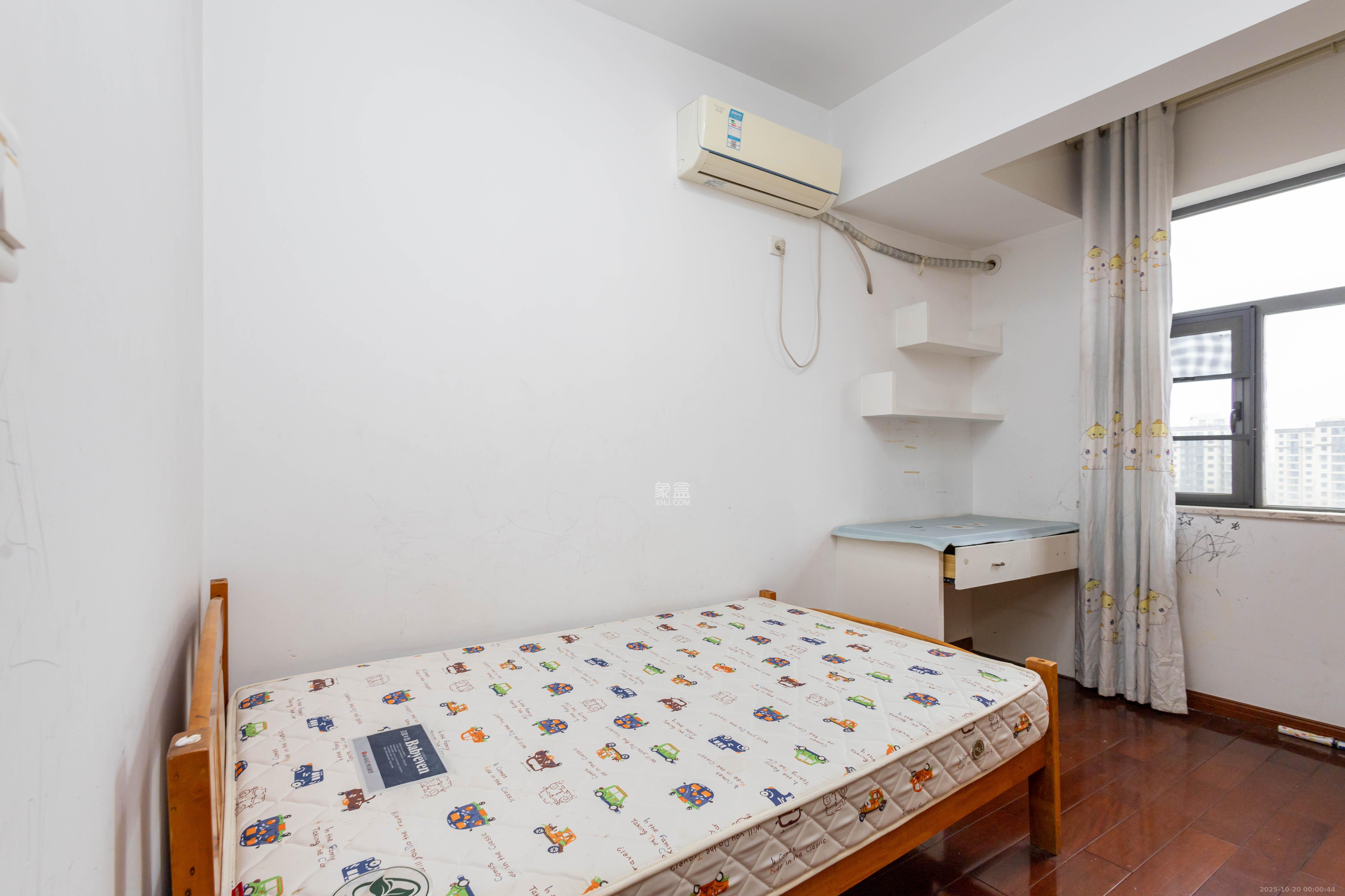 中房瑞致国际 3室2厅2卫 96.0万 中房瑞致国际 3室2厅2卫 96.0万卧室