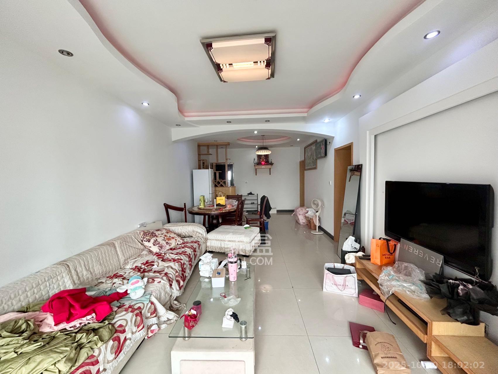 白沙湾嘉园  2室1厅1卫    2200.0元/月