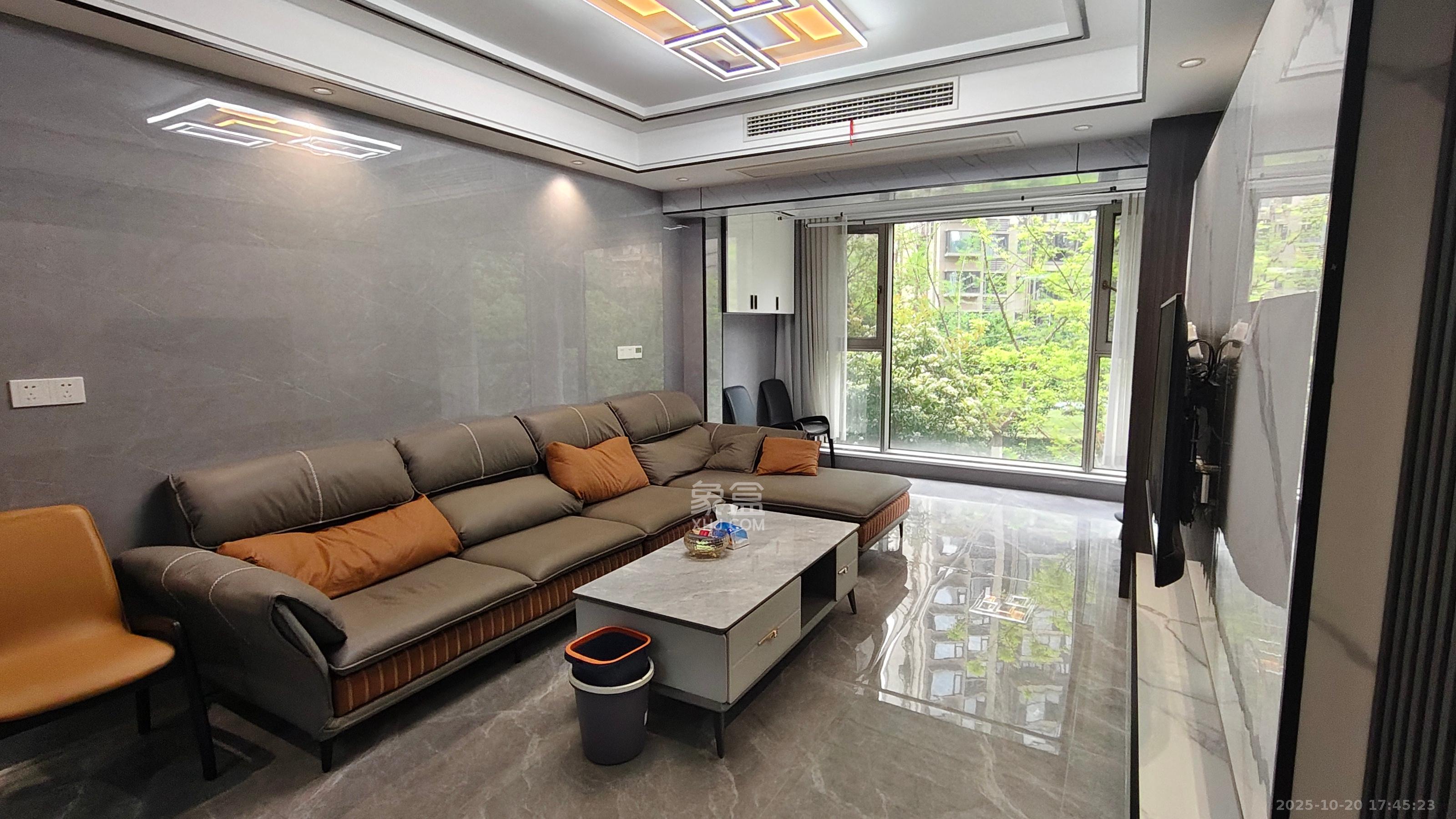 保利大都汇一期、二期  3室2厅2卫    3988.0元/月 保利大都汇一期、二期  3室2厅2卫    3988.0元/月室内图