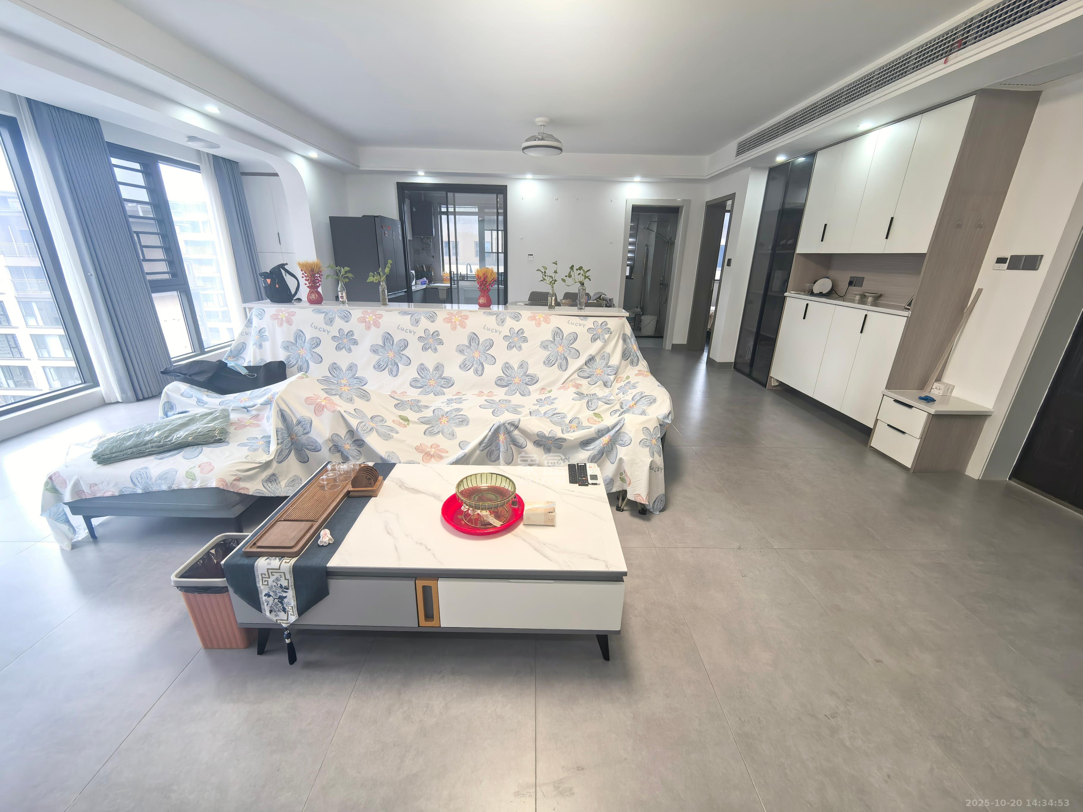 大唐印象三期御玺 3室2厅2卫 3500.0元/月 大唐印象三期御玺 3室2厅2卫 3500.0元/月室内图