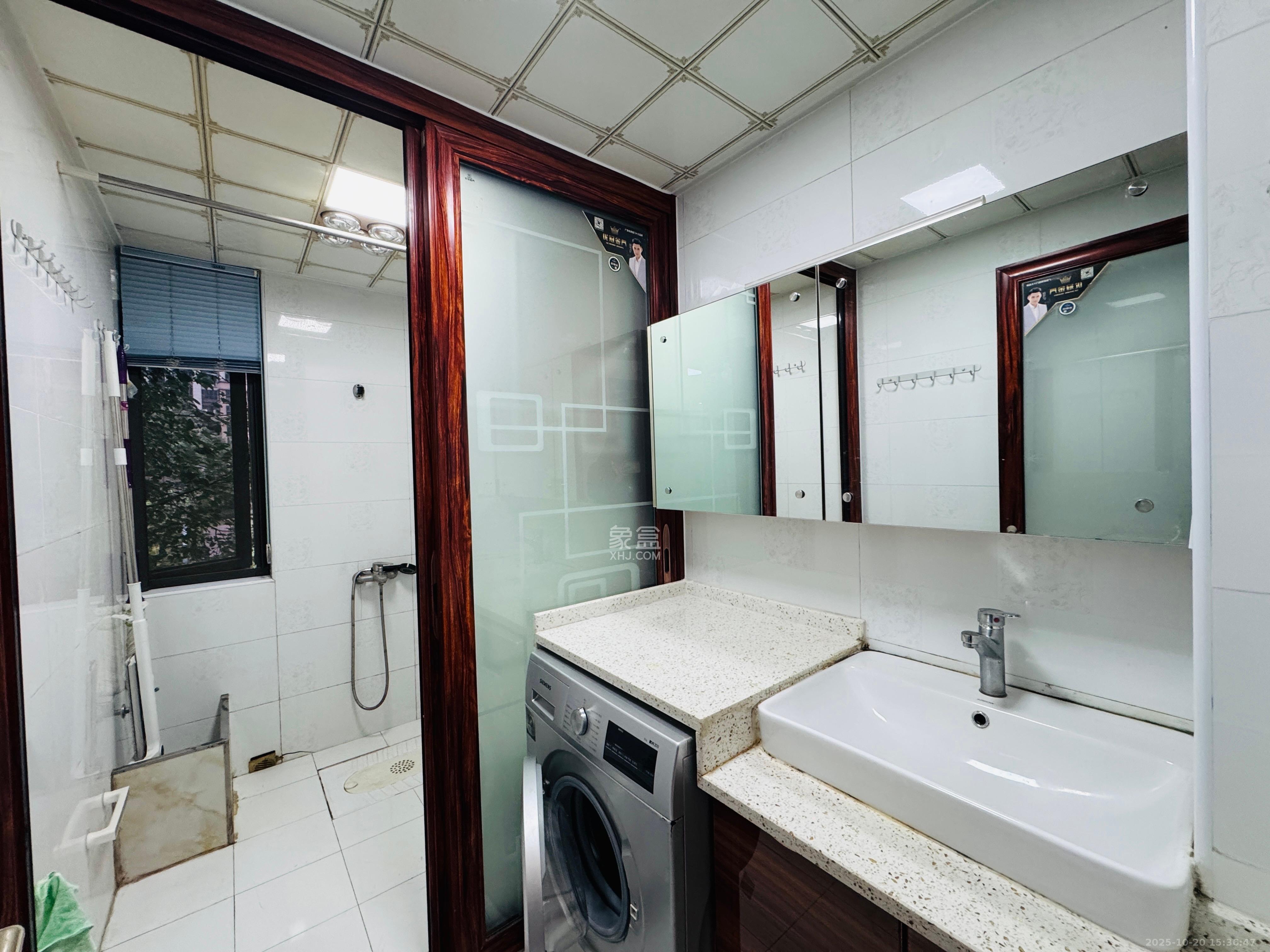 南山雍江汇(滨江国际新城)  4室2厅2卫    4000.0元/月 南山雍江汇(滨江国际新城)  4室2厅2卫    4000.0元/月室内图